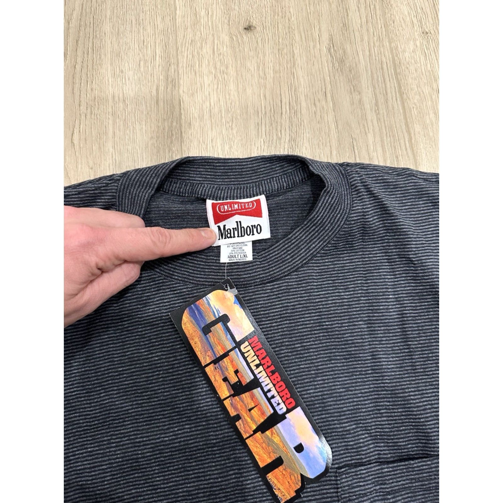 Marlboro VINTAGE Marlboro T-Shirt Striped Pocket Black Grey 2XL Adult USA CreW Neck Short Sleeve Mens Womens Unisex 90s 80s Classic USA Marlboro Shirt Size US XXL / EU 58 / 5 - 5 Thumbnail