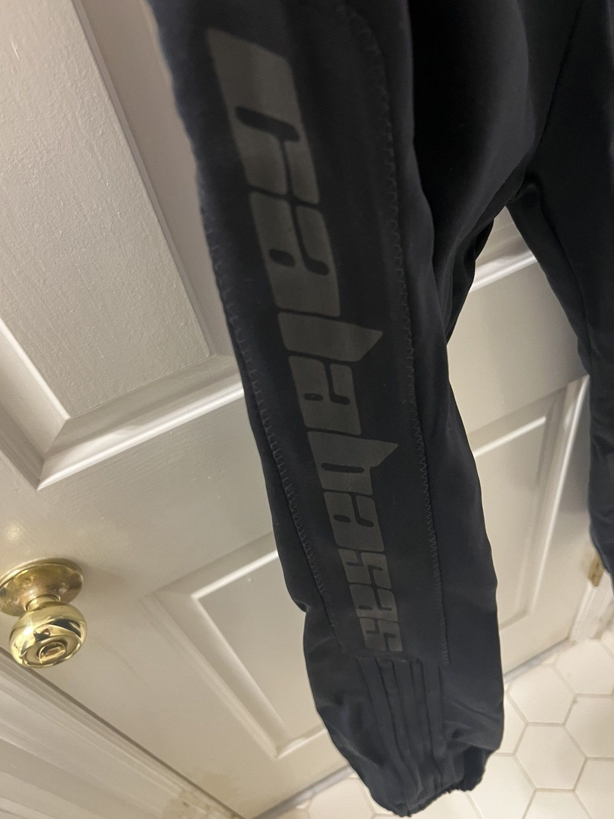 Adidas Adidas Yeezy Calabasas sweatpants Black M Size US 34 / EU 50 - 3 Thumbnail