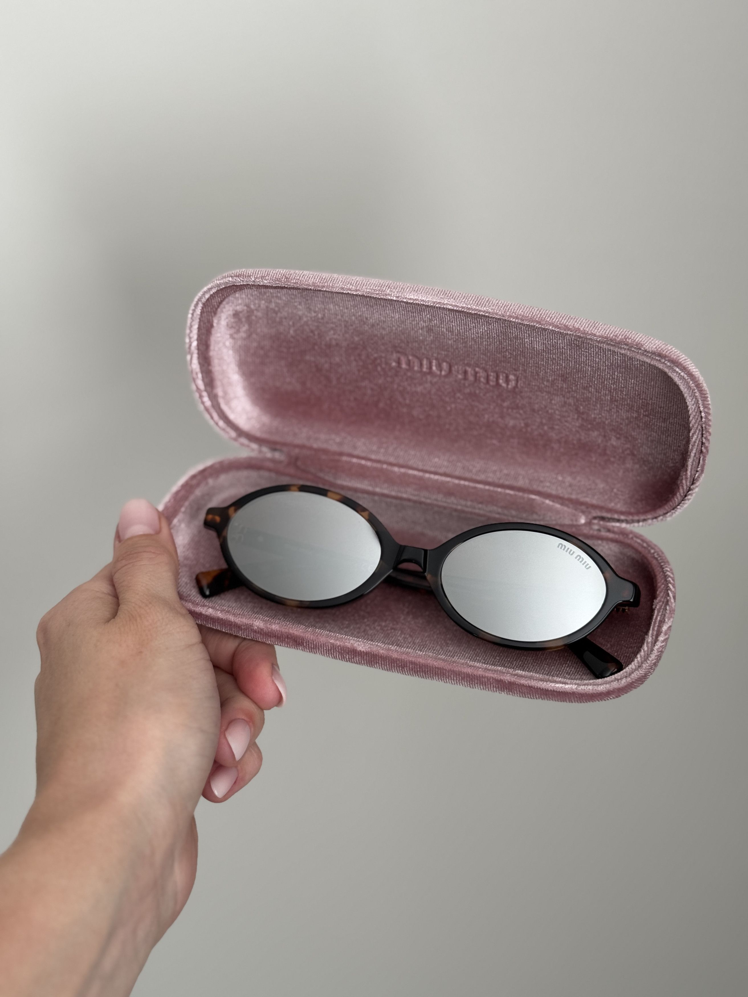 Miu Miu Miu Miu REGARD Women Sunglasses MU04ZSF VAU07F NEW AUTHENTIC Size ONE SIZE - 3 Thumbnail