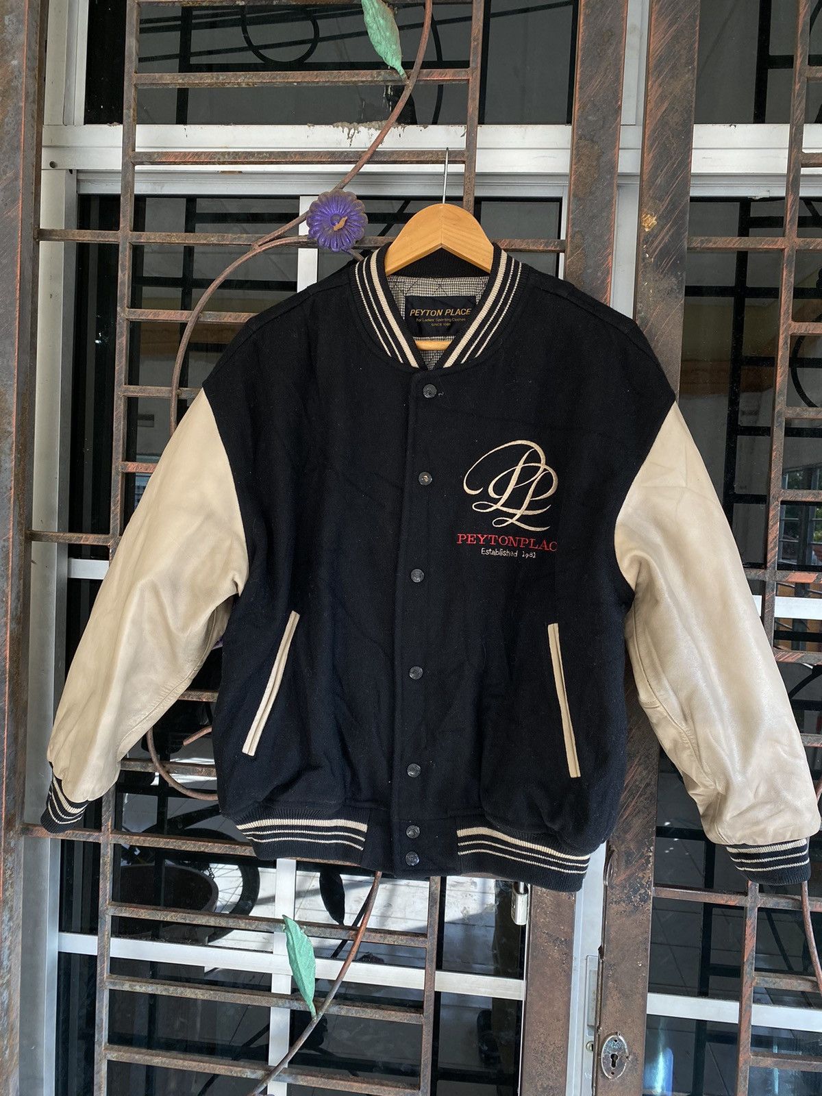 Vintage Vintage Peyton Place Varsity Size US M / EU 48-50 / 2 - 1 Thumbnail