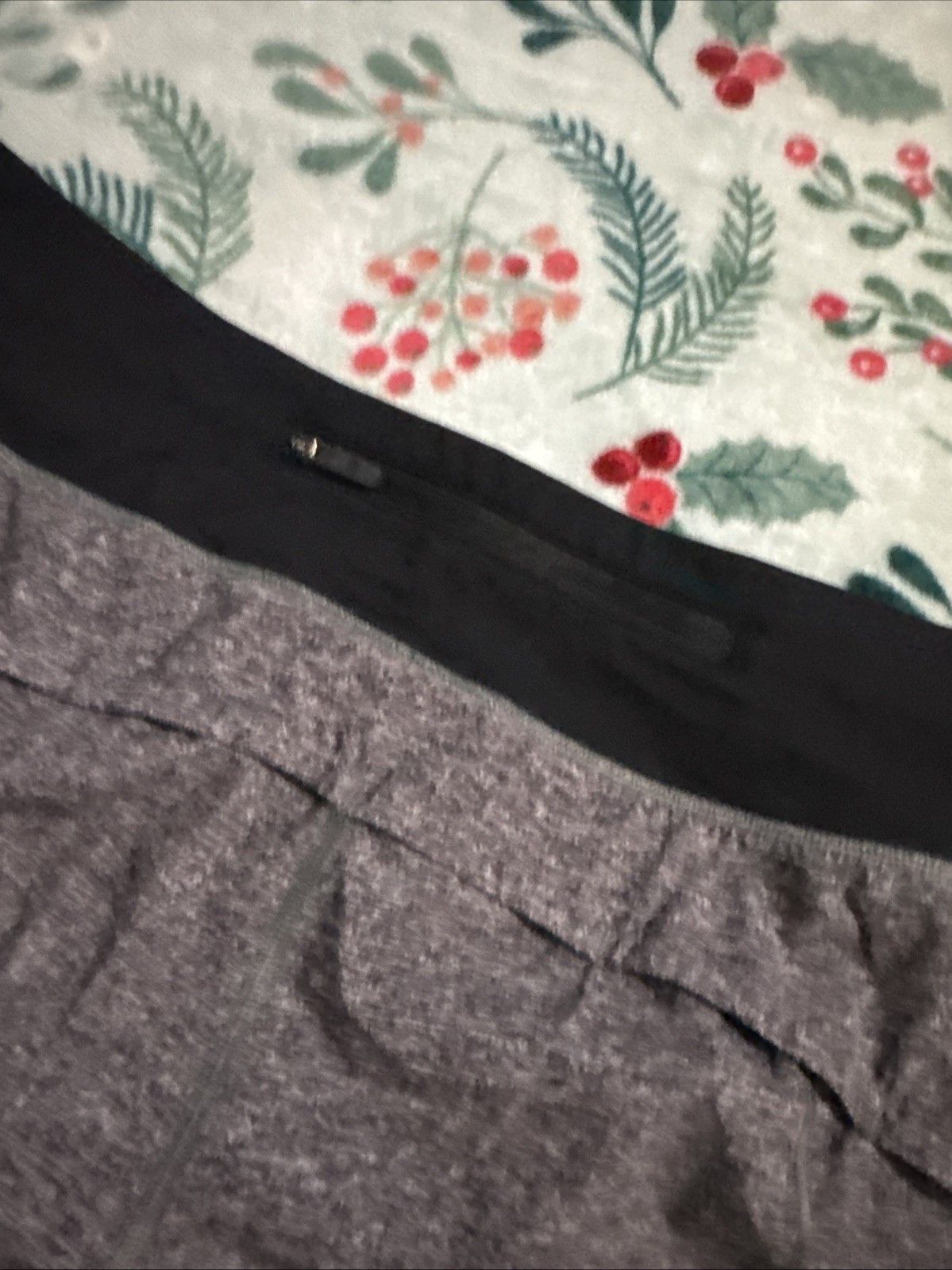 Lululemon Lululemon Women’s Size 10 Shorts Size 22" - 4 Thumbnail