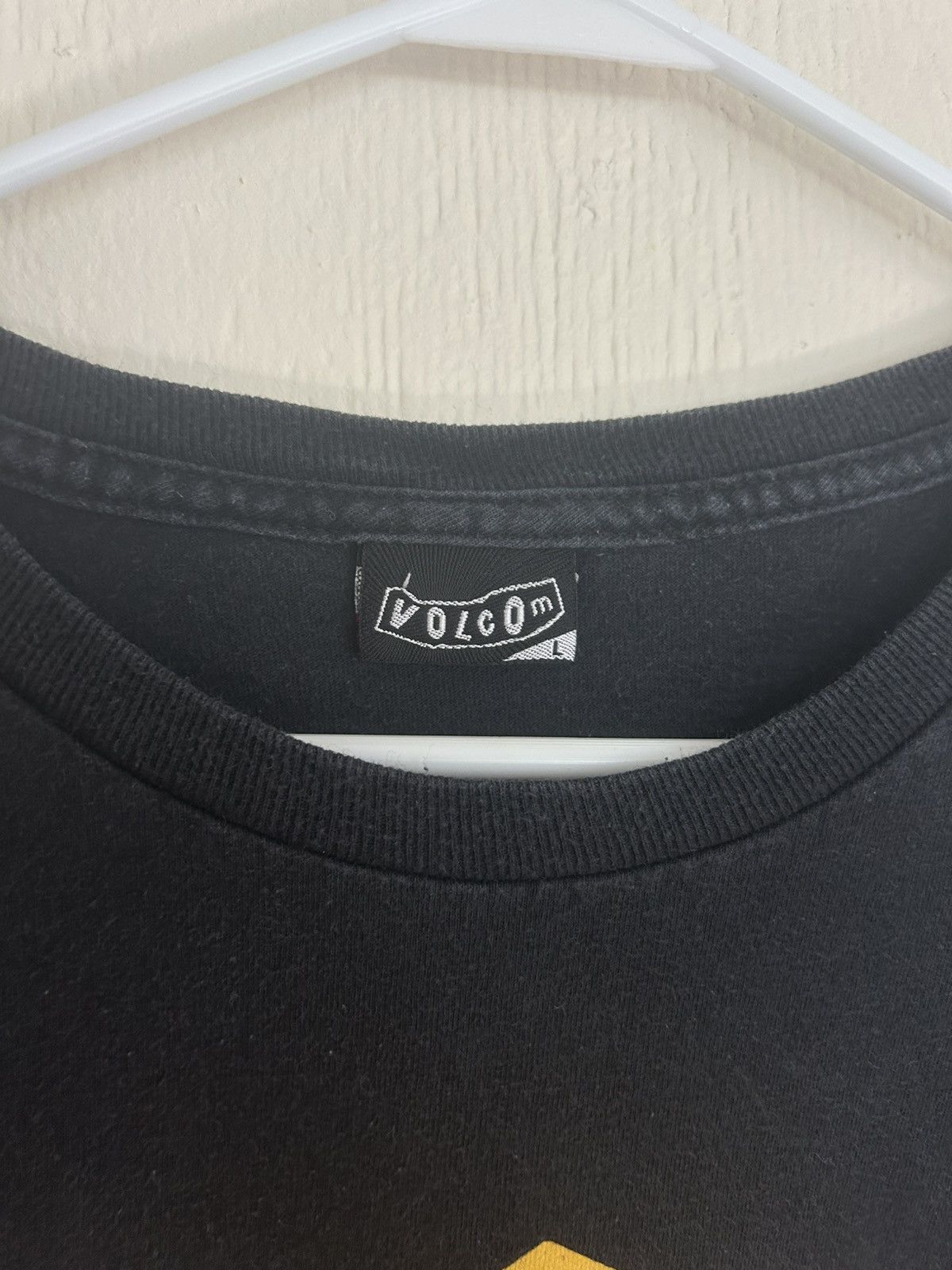 Volcom Vintage Volcom Logo T-shirt Size US L / EU 52-54 / 3 - 3 Thumbnail