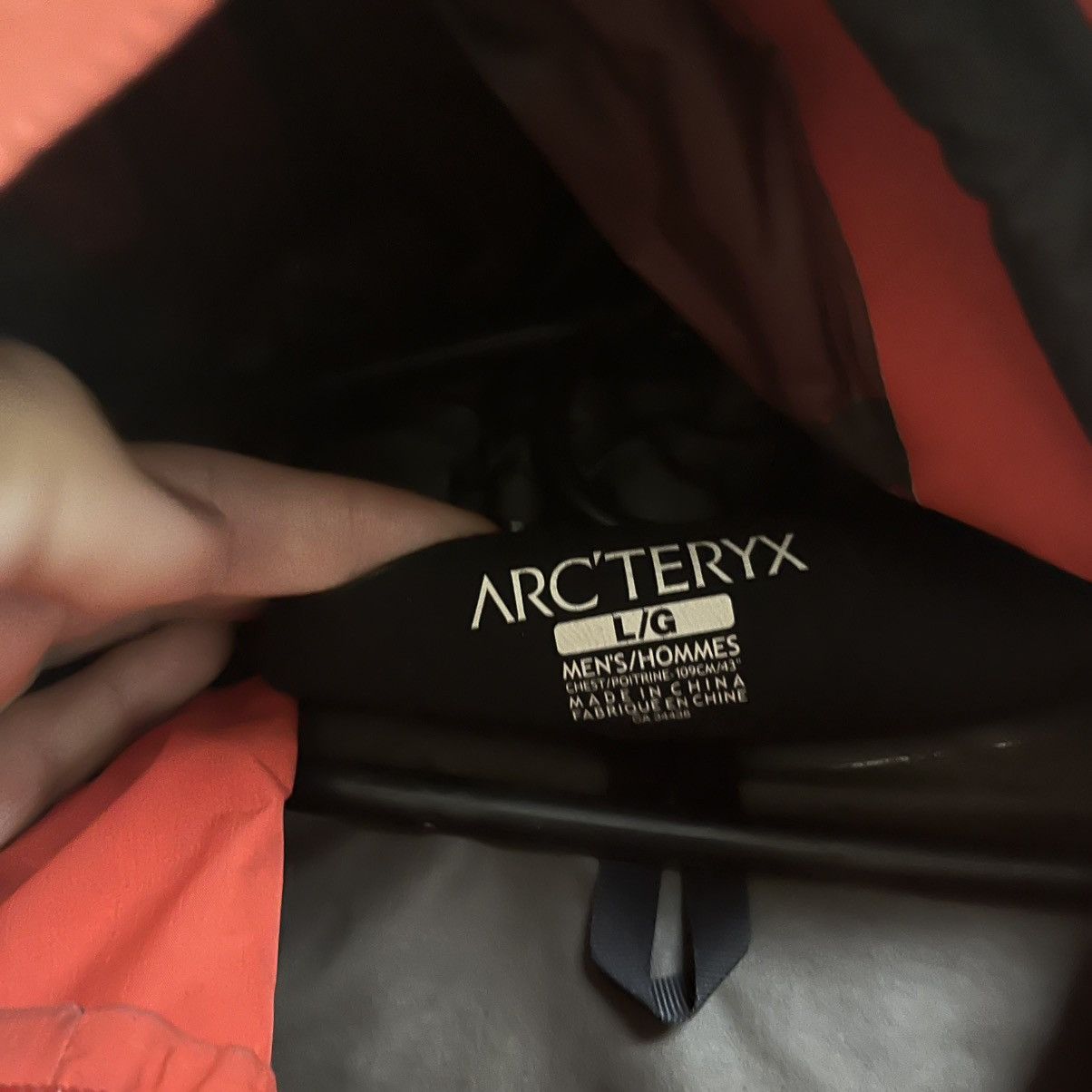 Arc'teryx Men's Arcteryx Beta Gore-Tex Jacket Size US L / EU 52-54 / 3 - 10 Thumbnail