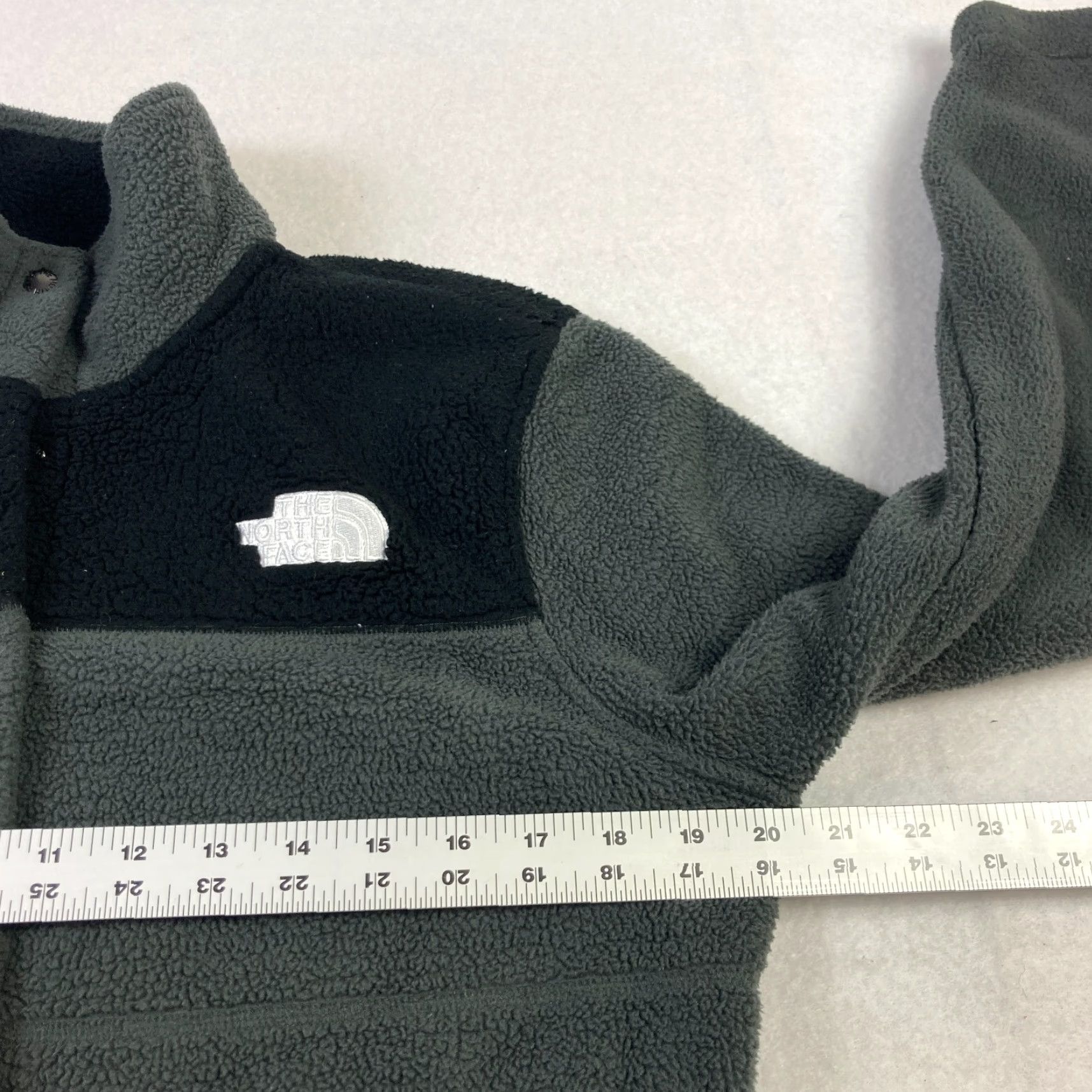 The North Face The North Face Fleece Jacket Women's Medium Gray Color Block Full Zip Snap Size M / US 6-8 / IT 42-44 - 7 Thumbnail