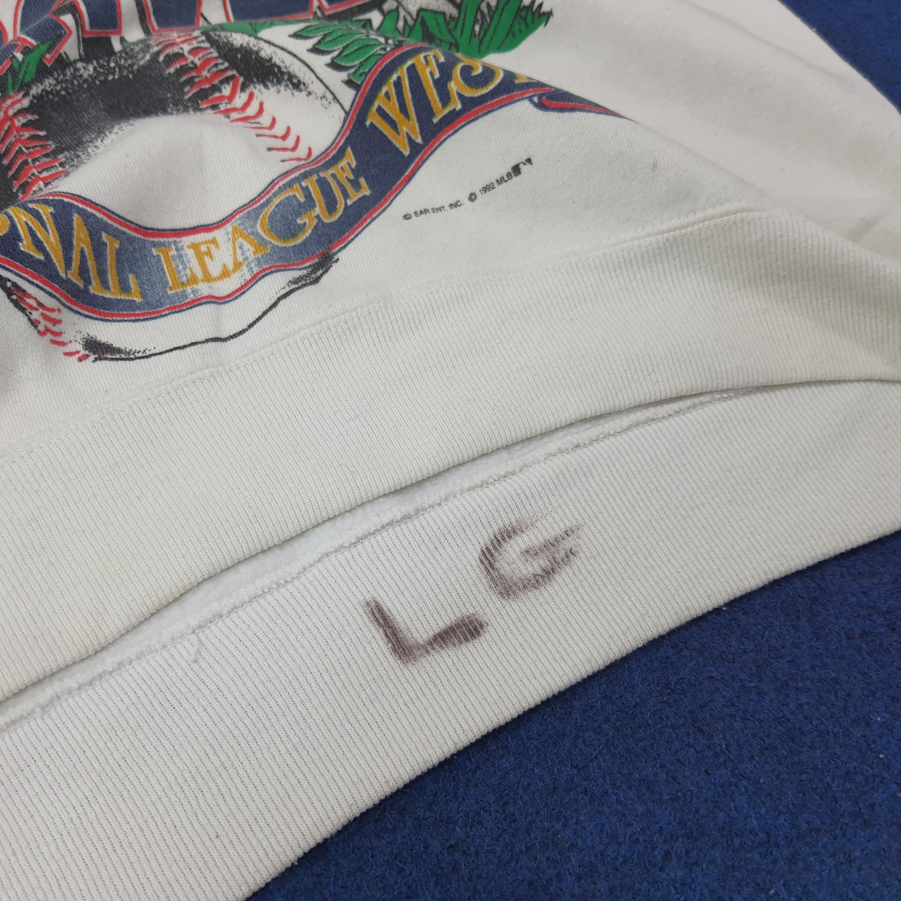 MLB Vintage King of the West Atlanta Braves'90 Sweatshirt C255N7 Size US M / EU 48-50 / 2 - 9 Thumbnail