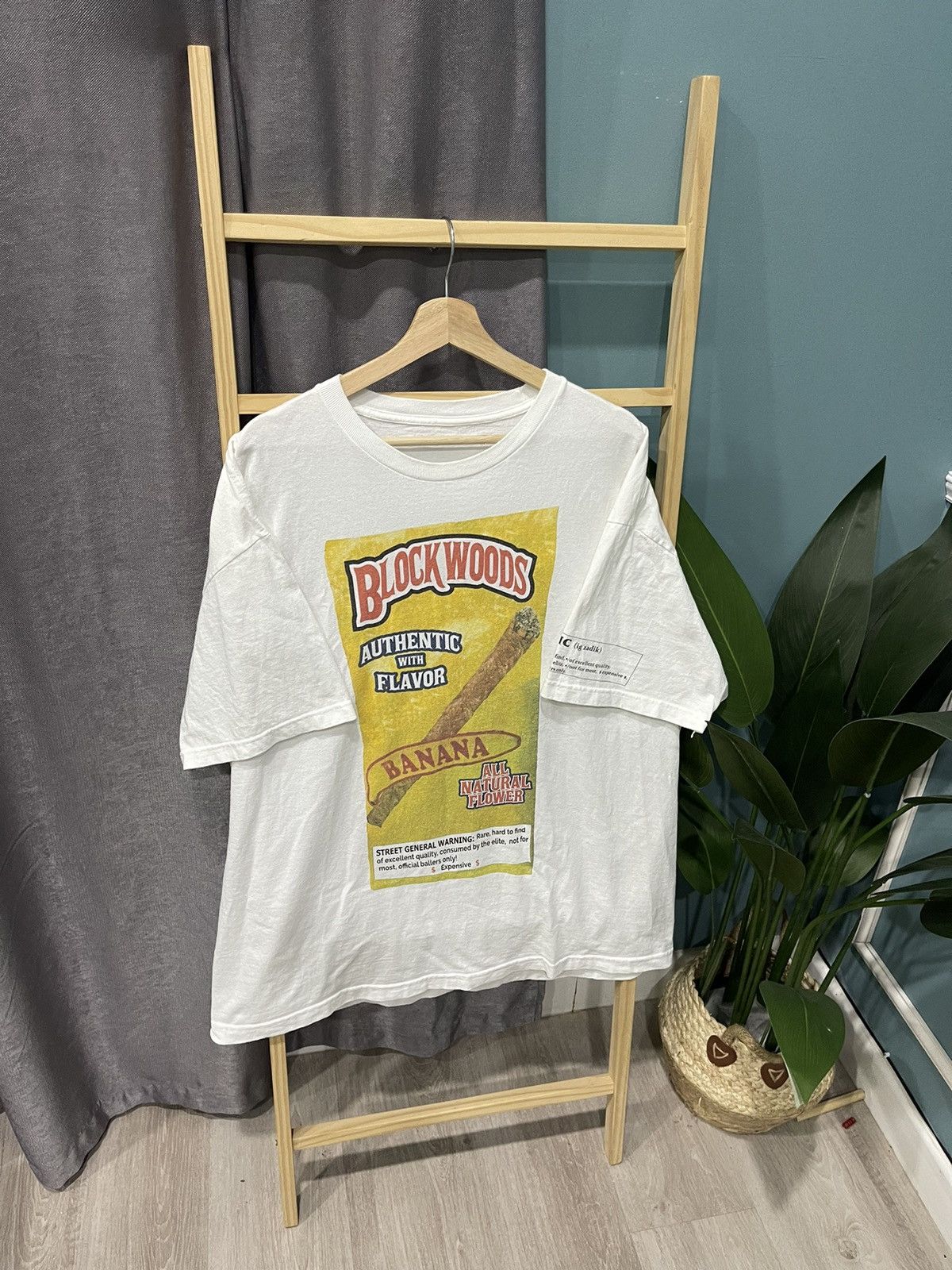 VERY RARE! Vintage Block Woods Authentic Flavor Tee