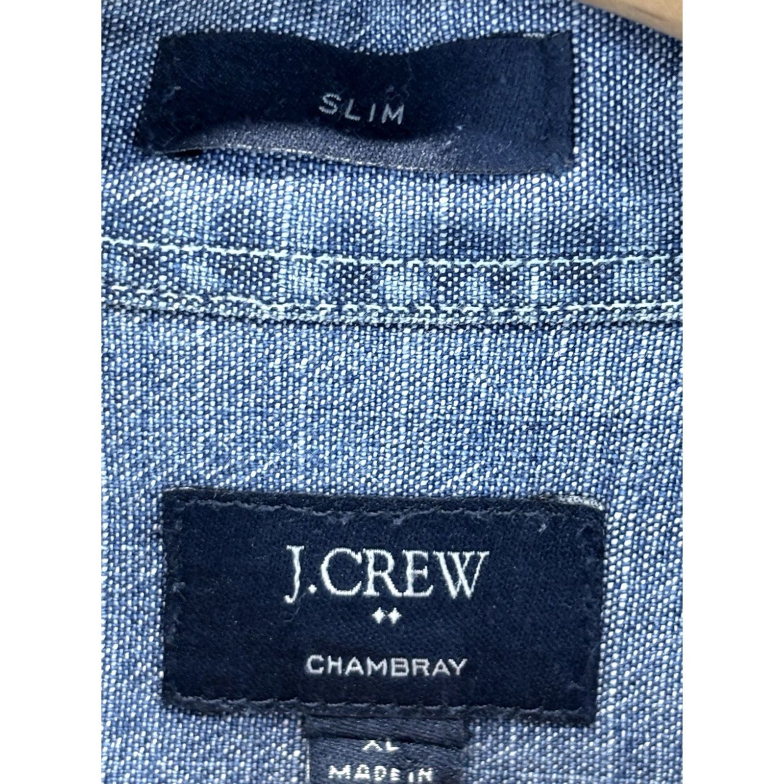 J.Crew J. Cre w Chambray Shirt Men’s XL Blue Slim Fit Denim Look Preppy Short Sleeves Shirt Button-Up Mens Size US XL / EU 56 / 4 - 4 Thumbnail