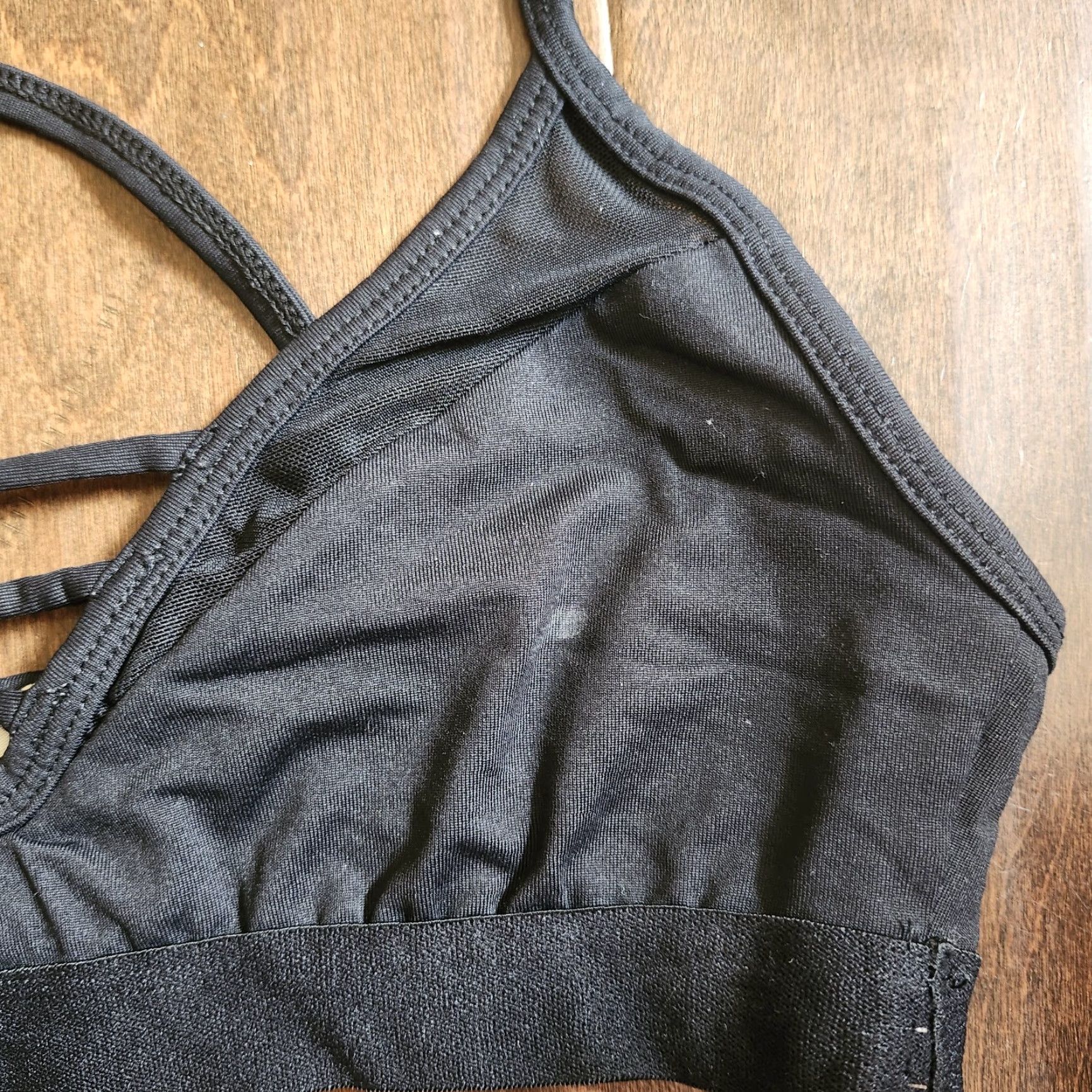 Forever 21 FOREVER 21 Women's Black Sports Bra XS Pullover Activewear Yoga Bra Womens XS Black Sports Bra Size ONE SIZE - 5 Thumbnail