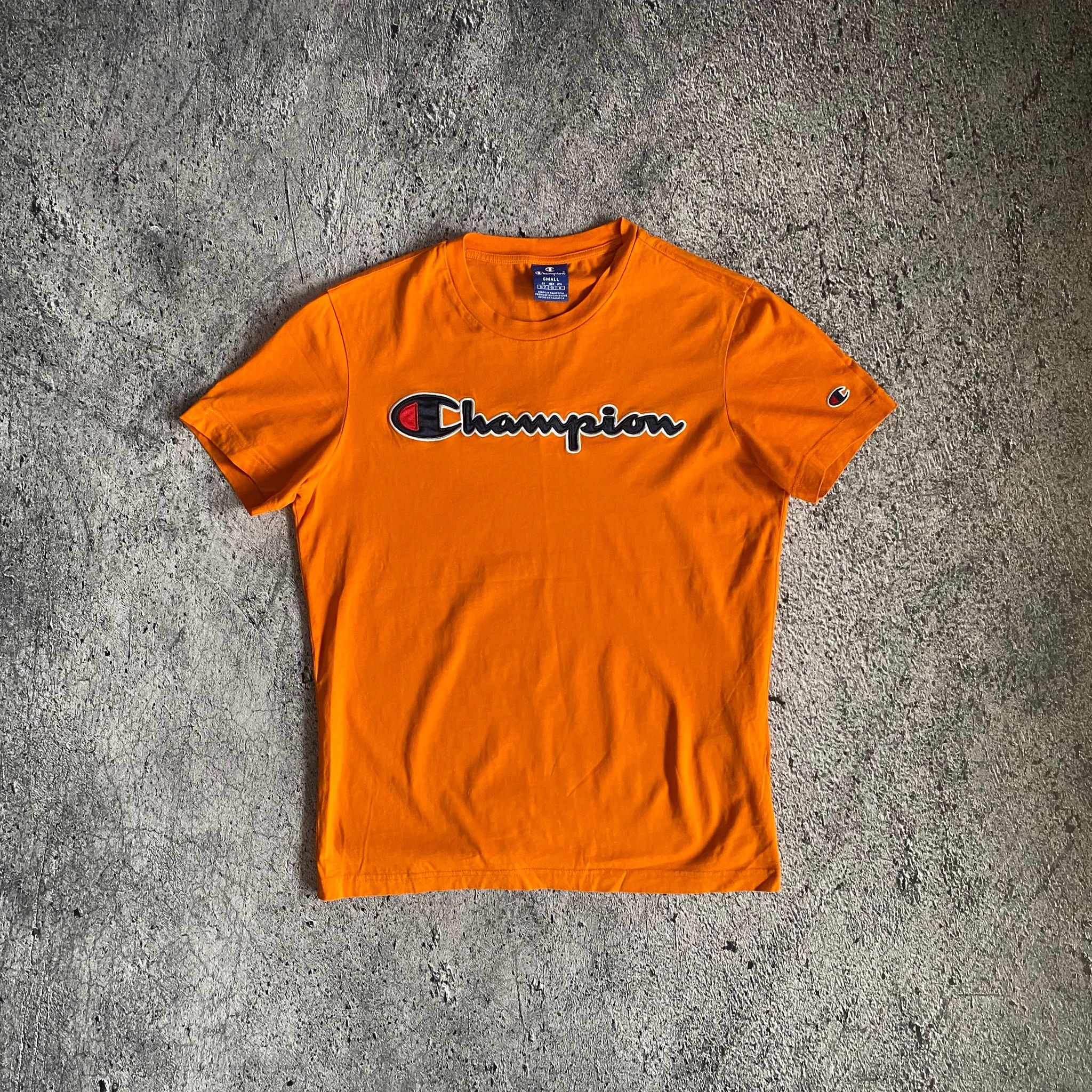 Champion Champion Tshirt Sportswear Size US S / EU 44-46 / 1 - 1 Thumbnail