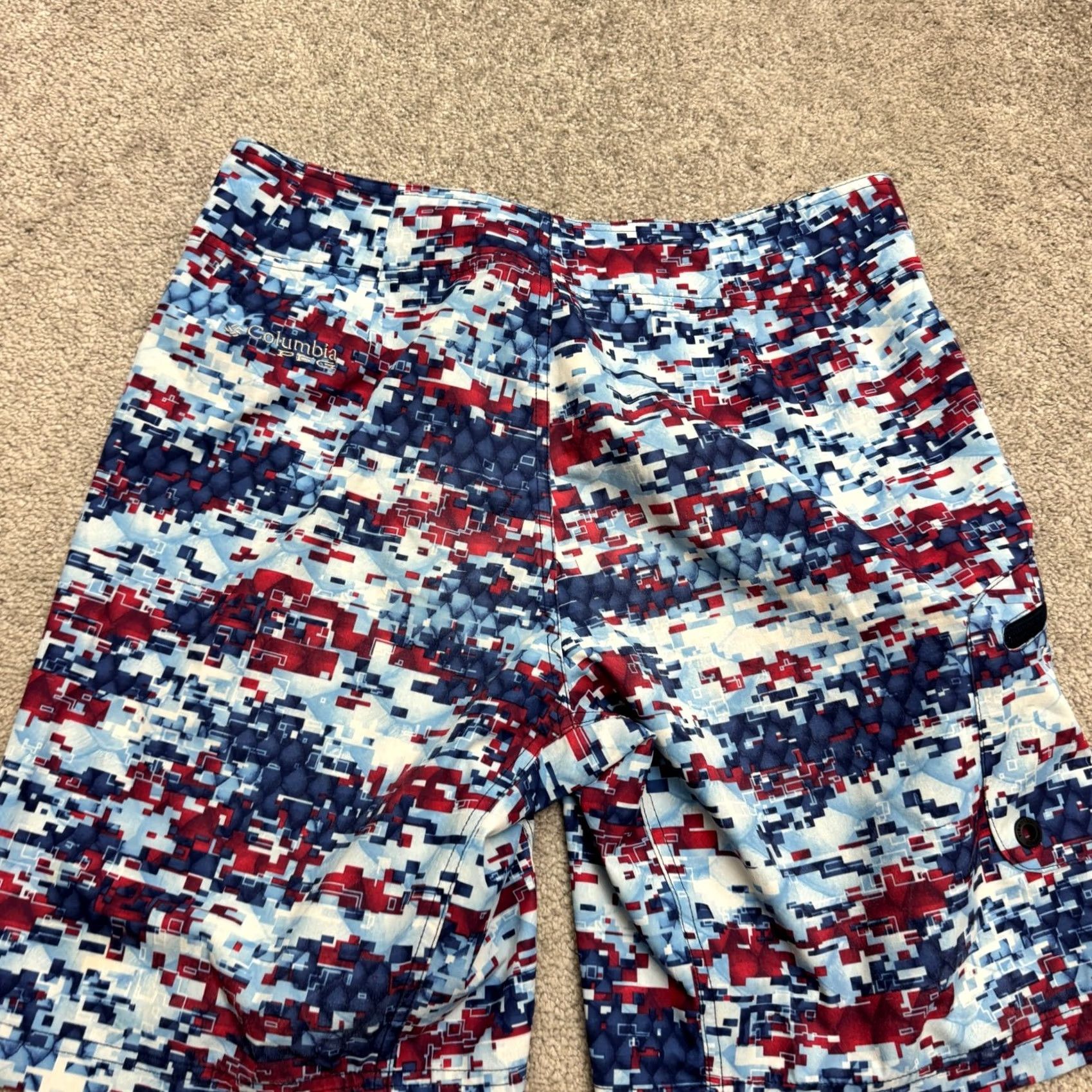 Vintage Columbia PFG Offshore II Omni Shield Swim Trunks Board Shorts Men 32 Multi Geometric Pattern Size US 32 / EU 48 - 7 Thumbnail