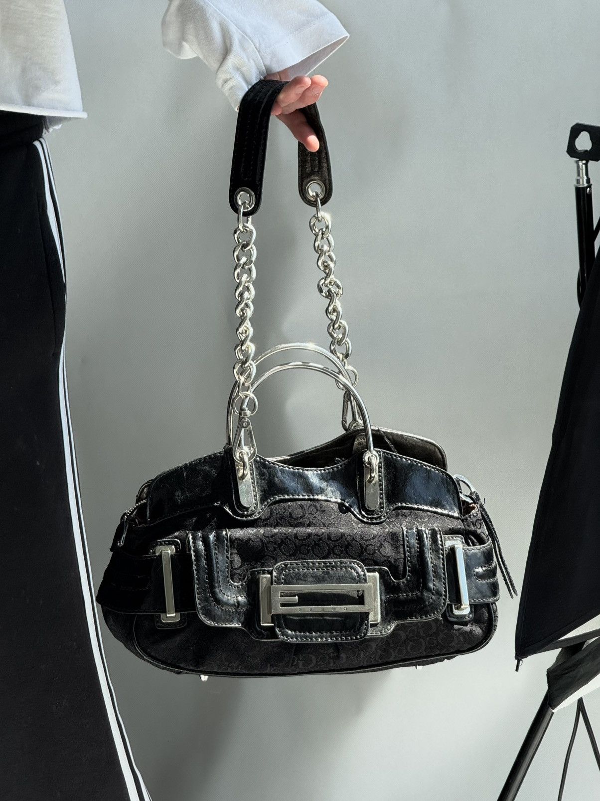 Guess vintage buckle logo bag baguette mini 00s Y2k Handbag