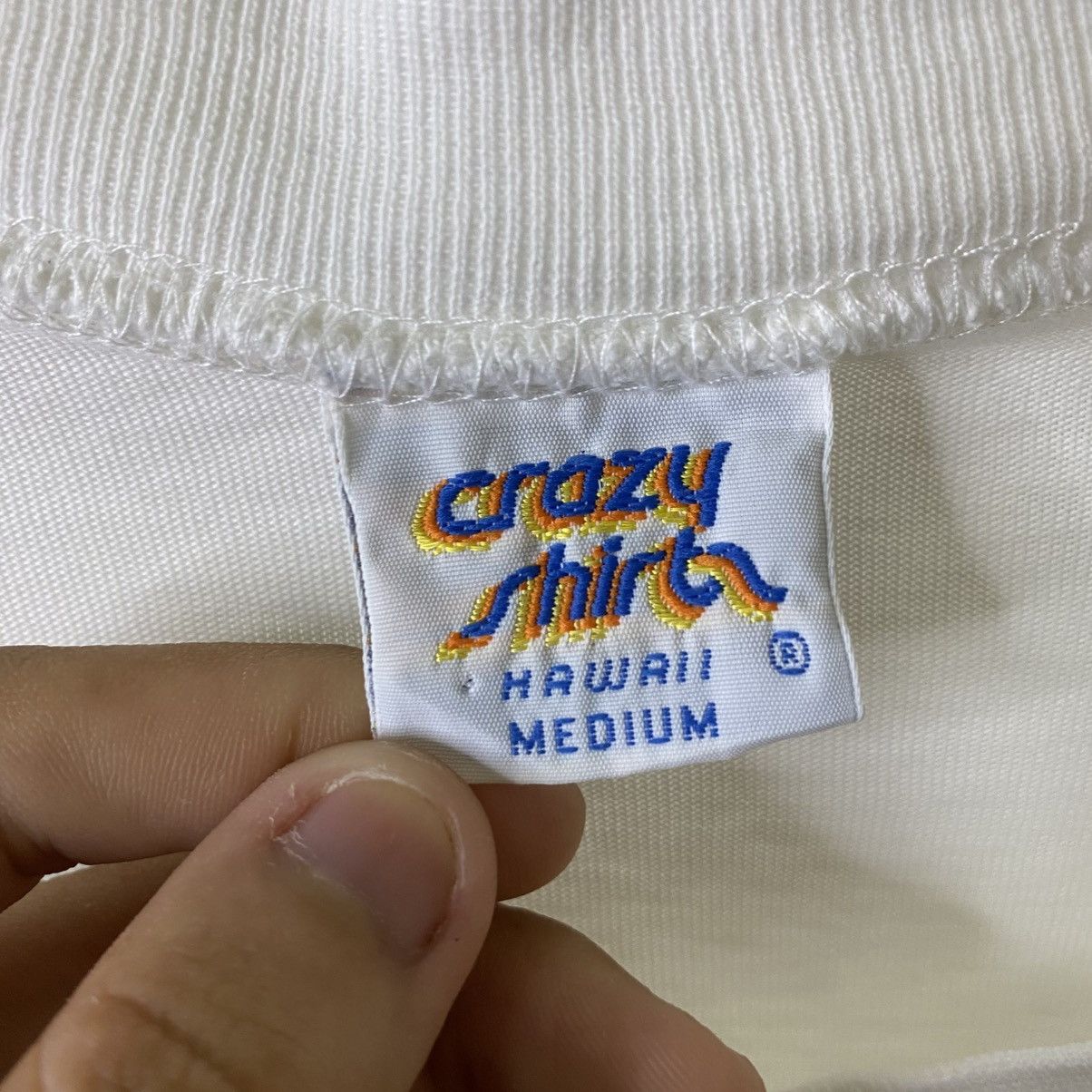 Vintage 1990s Crazy Shirts Waikiki Beach Hawaii Surf Style T Shirt Size US L / EU 52-54 / 3 - 4 Thumbnail