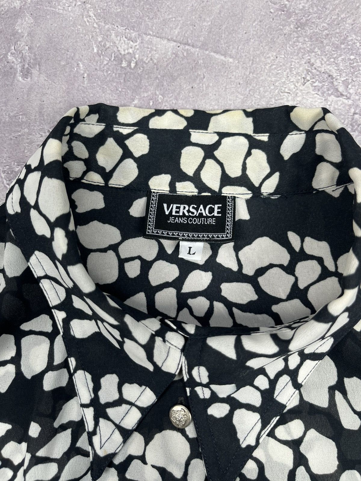 Versace Jeans Couture Vintage Versace Jeans Couture women abstrac shirt Longsleeve Size L / US 10 / IT 46 - 5 Thumbnail