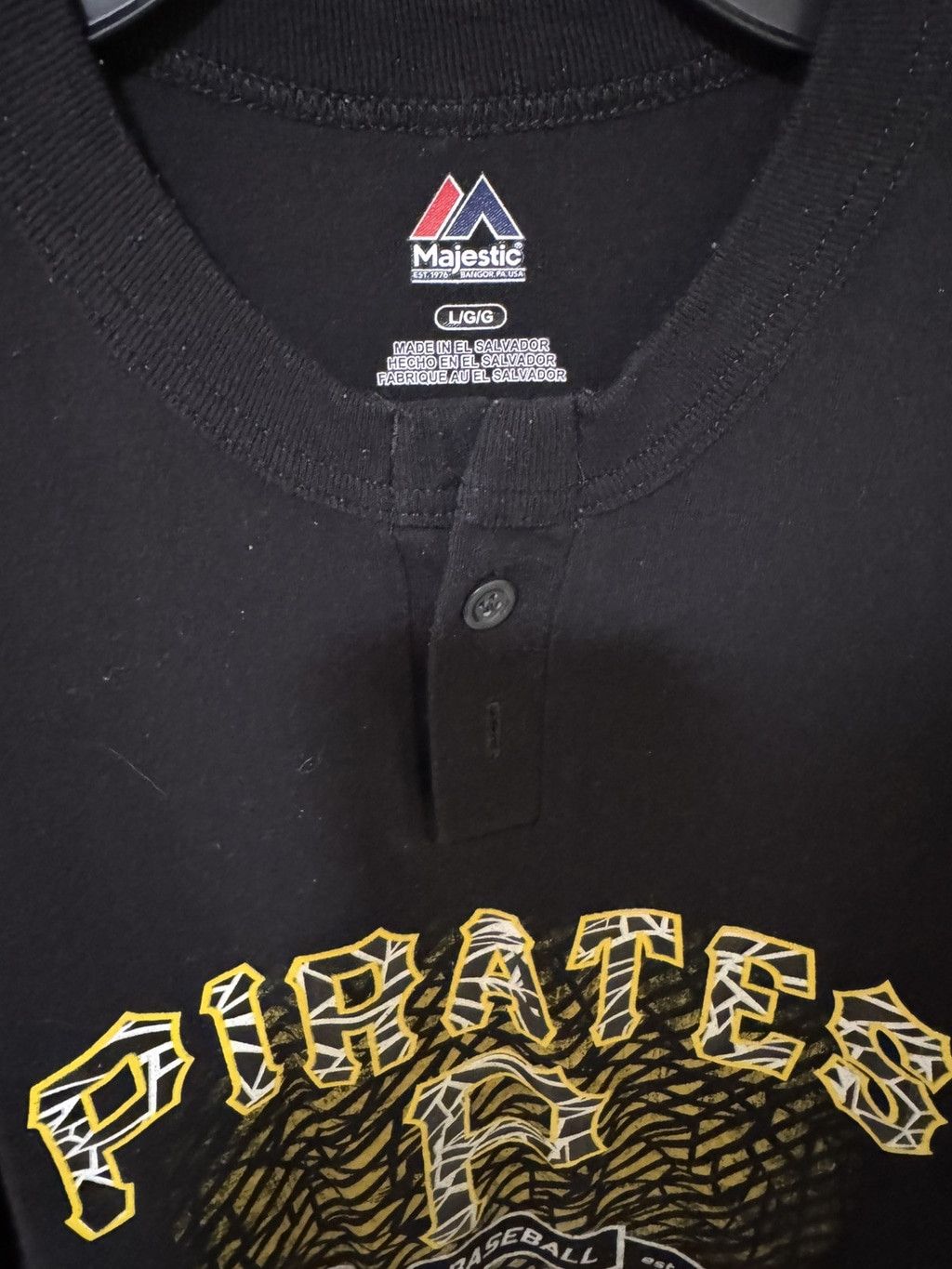 Majestic Pittsburgh Pirates Majestic Henley T-Shirt Black Men Size L Size US L / EU 52-54 / 3 - 5 Thumbnail