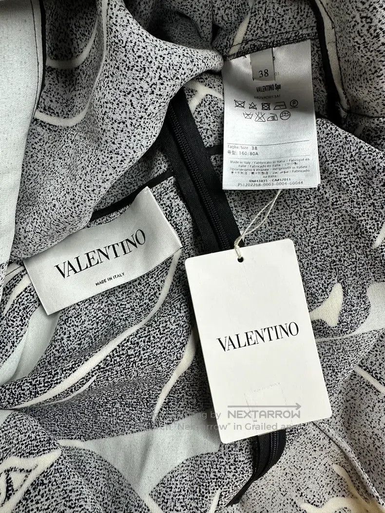 Valentino Valentino dress Size XS / US 0-2 / IT 36-38 - 3 Thumbnail