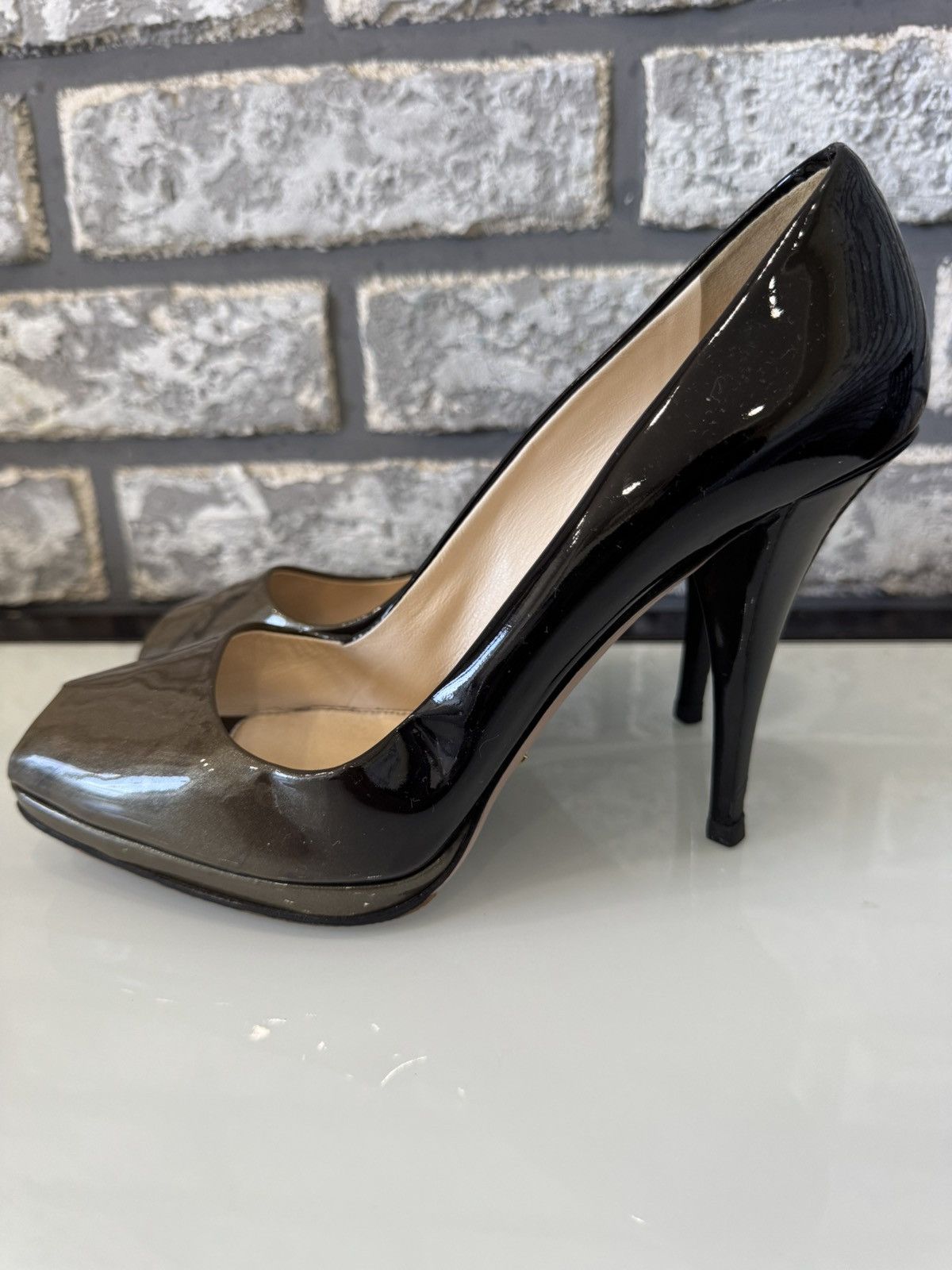 Prada Patent Leather Heels Prada Black Size 39 1/2 Patent Leather Size US 9.5 / IT 39.5 - 9 Thumbnail