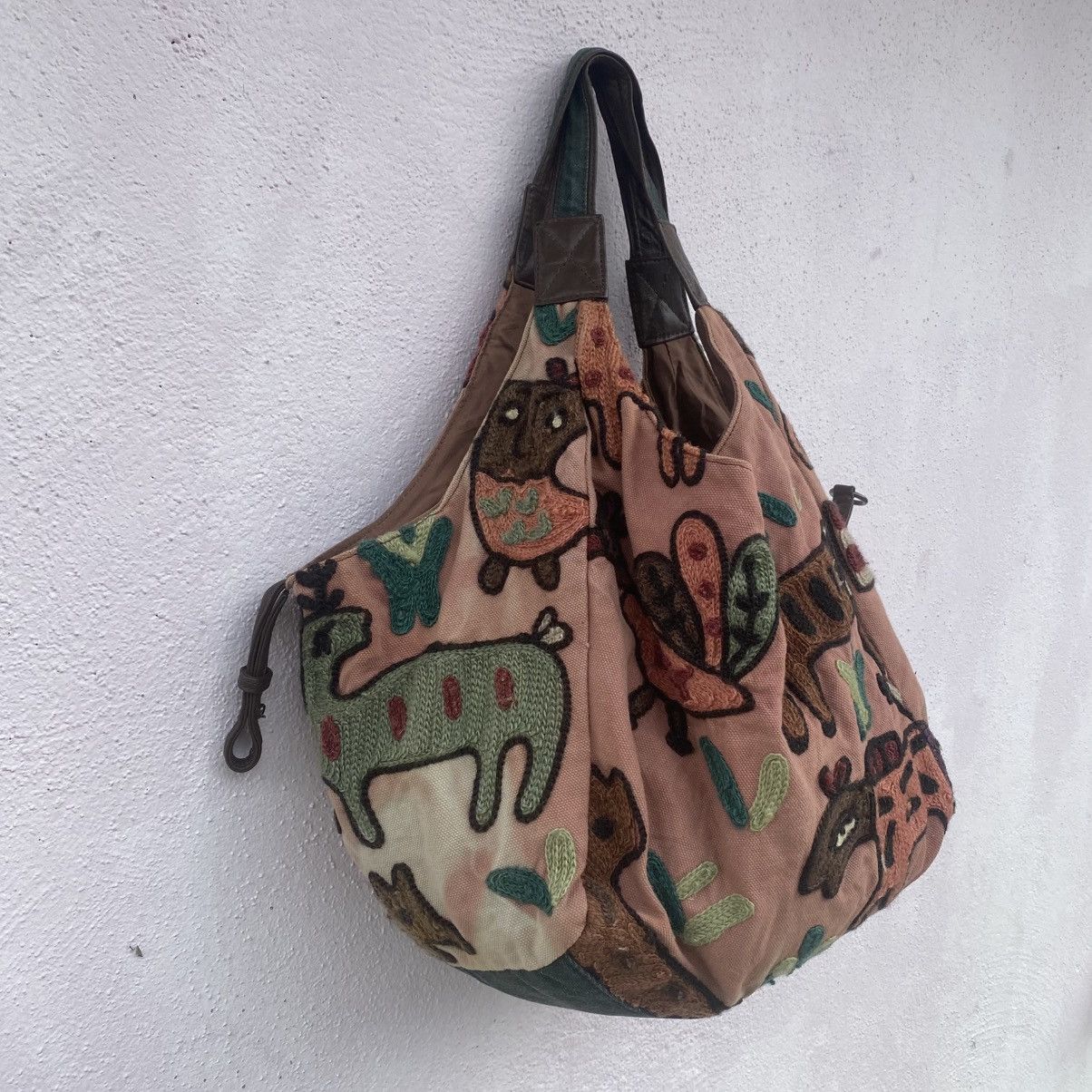 Japanese Brand Hippies Wild Life Embroidery Cotton Bag KAPITAL STYLE Size ONE SIZE - 15 Thumbnail