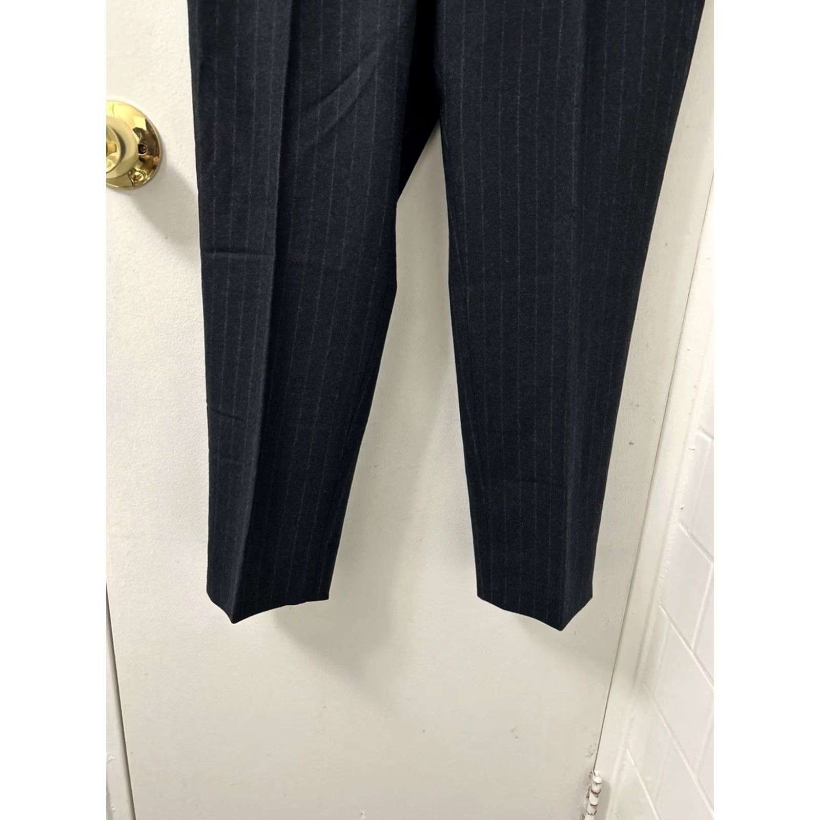 Talbots VINTAGEless Talbots Pants Womens 6P 31x26 Black Wool Blend Pinstripe NWT Petite Tapered Dress Pants Womens Size 28" / US 6 / IT 42 - 3 Thumbnail