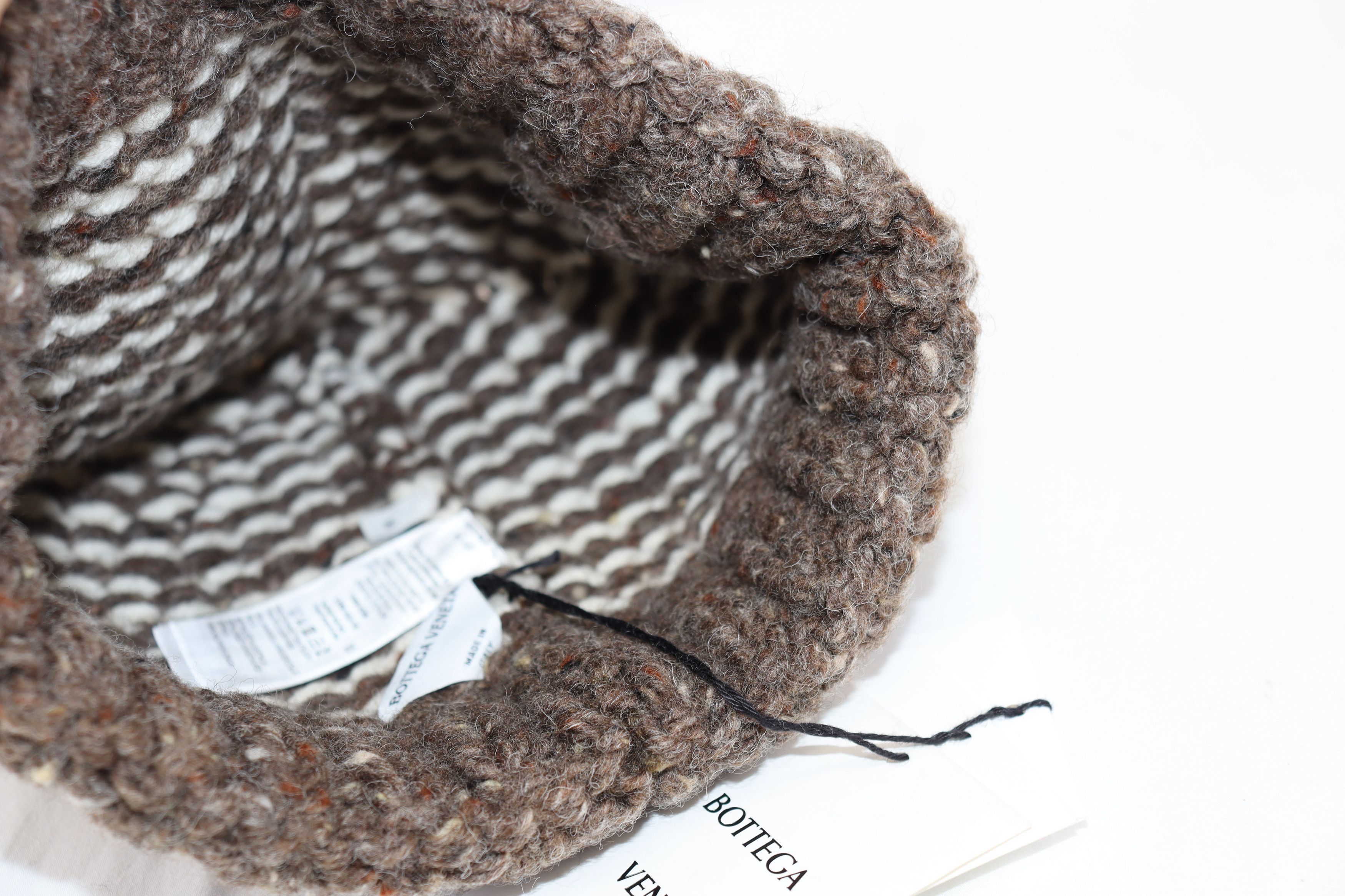 Bottega Veneta o1rshd1 Size: L /Dup / Beanie Cap / Hat HW Zig Zag Wool Size ONE SIZE - 6 Thumbnail