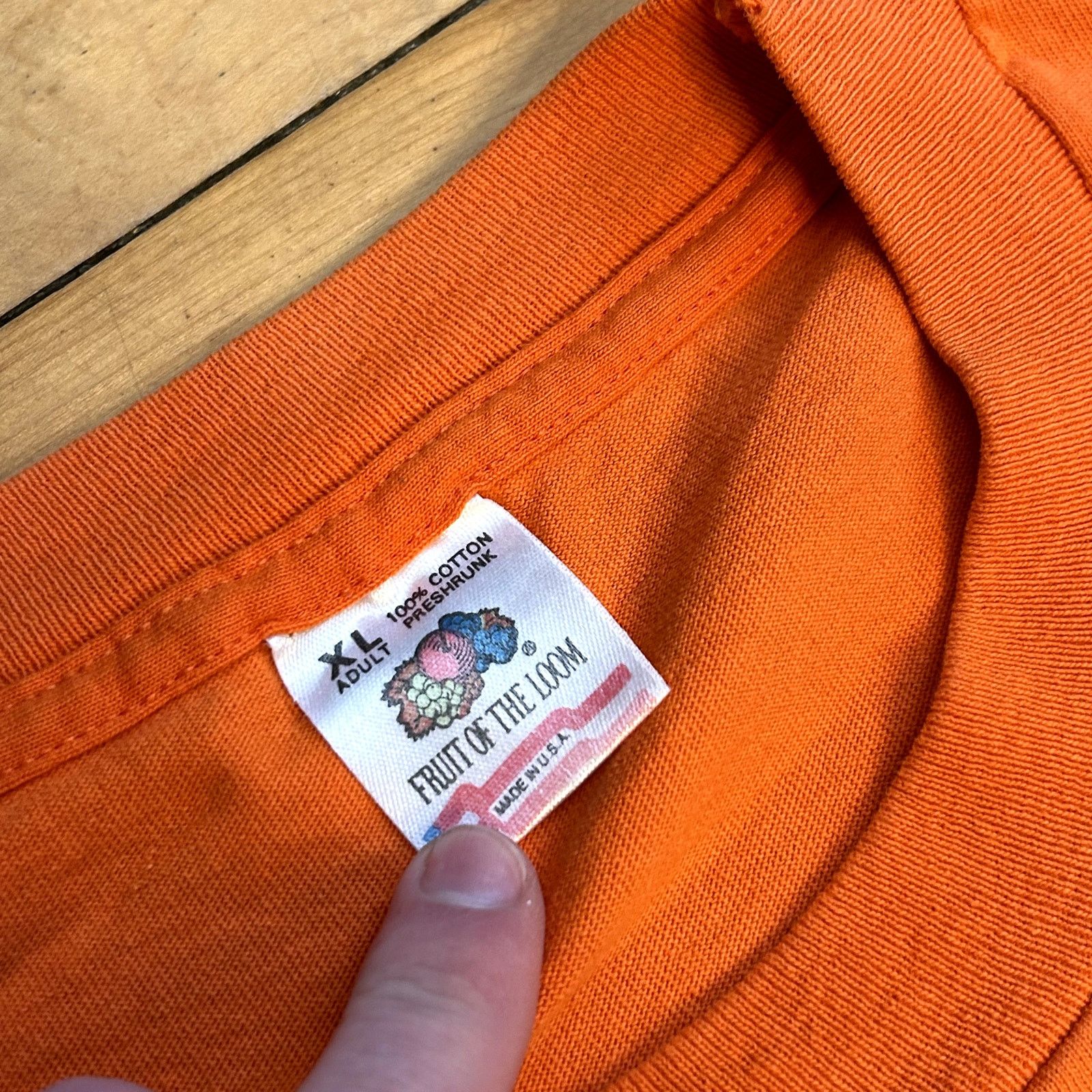 Fruit Of The Loom Vintage 90s Orange Southwest Flights T-Shirt XL Size US XL / EU 56 / 4 - 5 Thumbnail