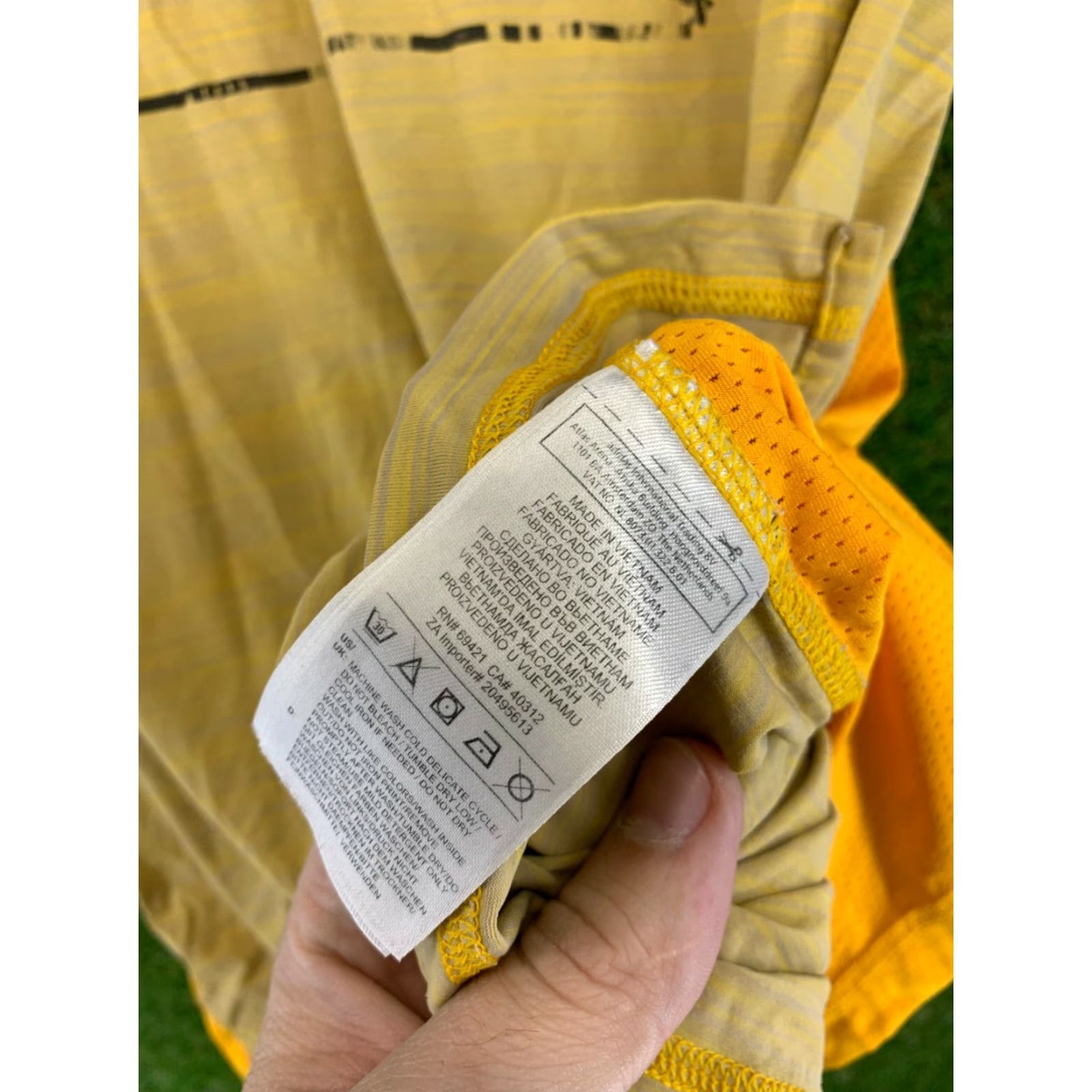 Reebok REEBOK Performance T-Shirt Mens Casual Training Shirt Jersey Size M Yellow Solid Logo 2018 Corporate Short Sleeve Men Size US M / EU 48-50 / 2 - 7 Thumbnail