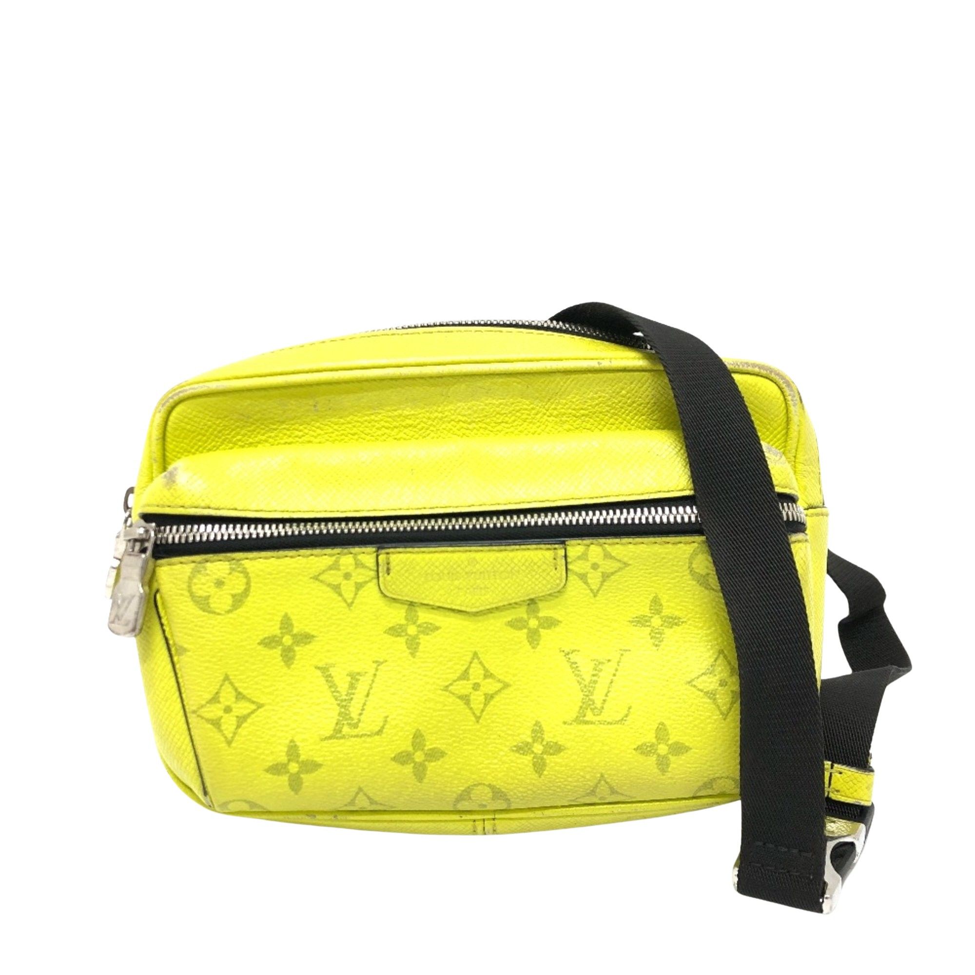 Louis Vuitton Louis Vuitton Outdoor clutch Size ONE SIZE - 1 Thumbnail