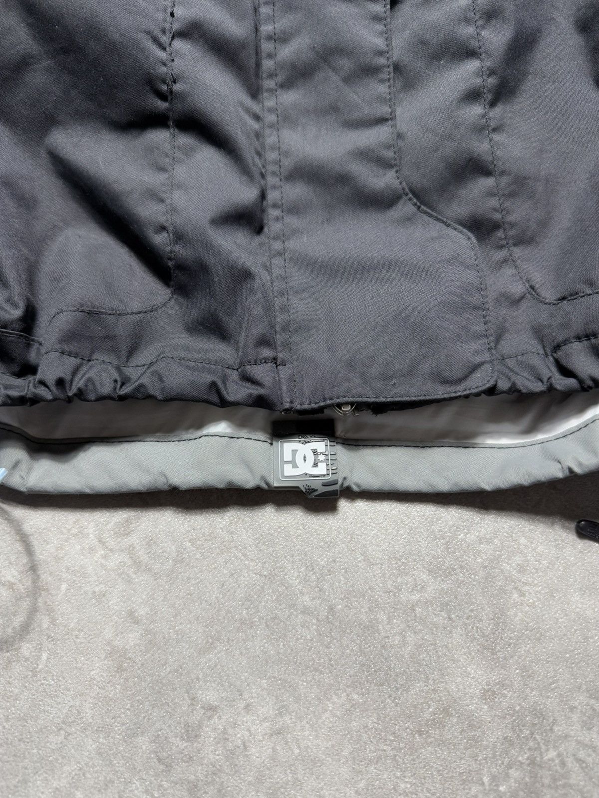 DC × Vintage Dc Tracksuit Outdoor Windproof Tech Jacket Rare Find 00s Size US M / EU 48-50 / 2 - 4 Thumbnail