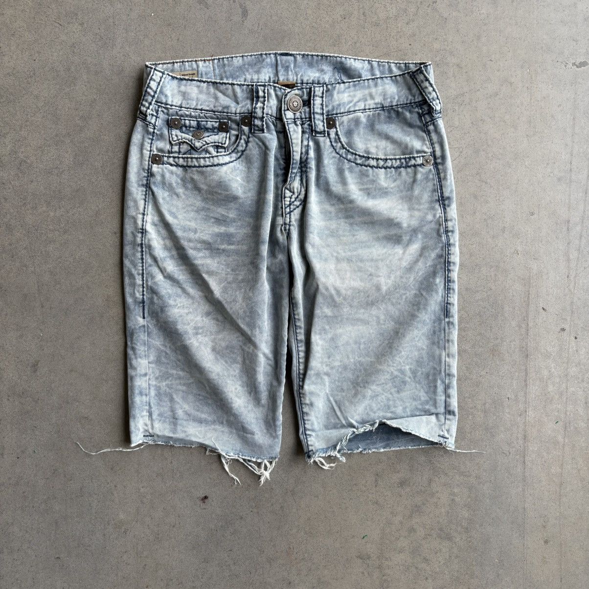 True Religion × Vintage Y2K True Religion Jean Shorts Cropped Grunge Fit 31" Jorts Size US 31 - 3 Thumbnail