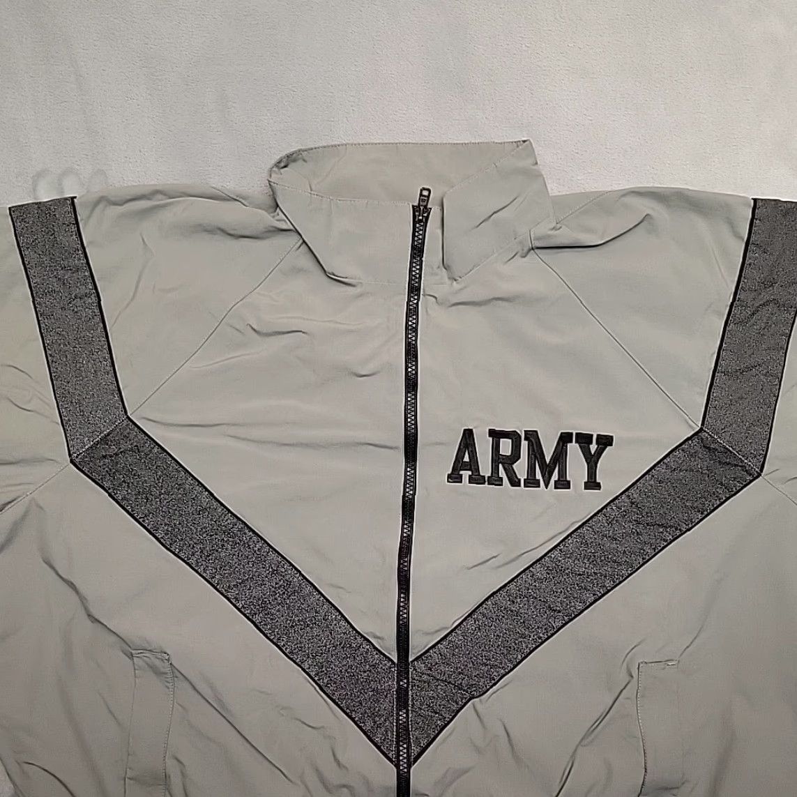 Vintage Army Jacket Mens L Short Gray Physical Fitness Uniform Military PT USA Windbreaker Zip Long Sleeve Regular Outdoor Running & Jogging Mens Size US 33 - 2 Thumbnail