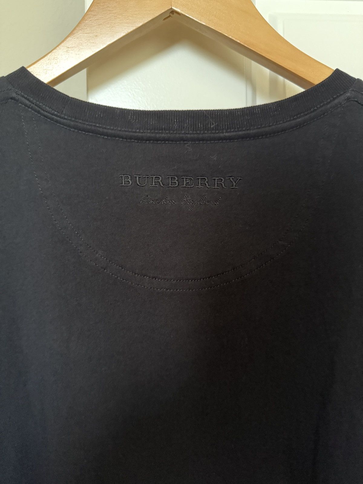 Burberry Burberry London Knight Helmet Graphic T-Shirt Black Size M Size US M / EU 48-50 / 2 - 4 Thumbnail