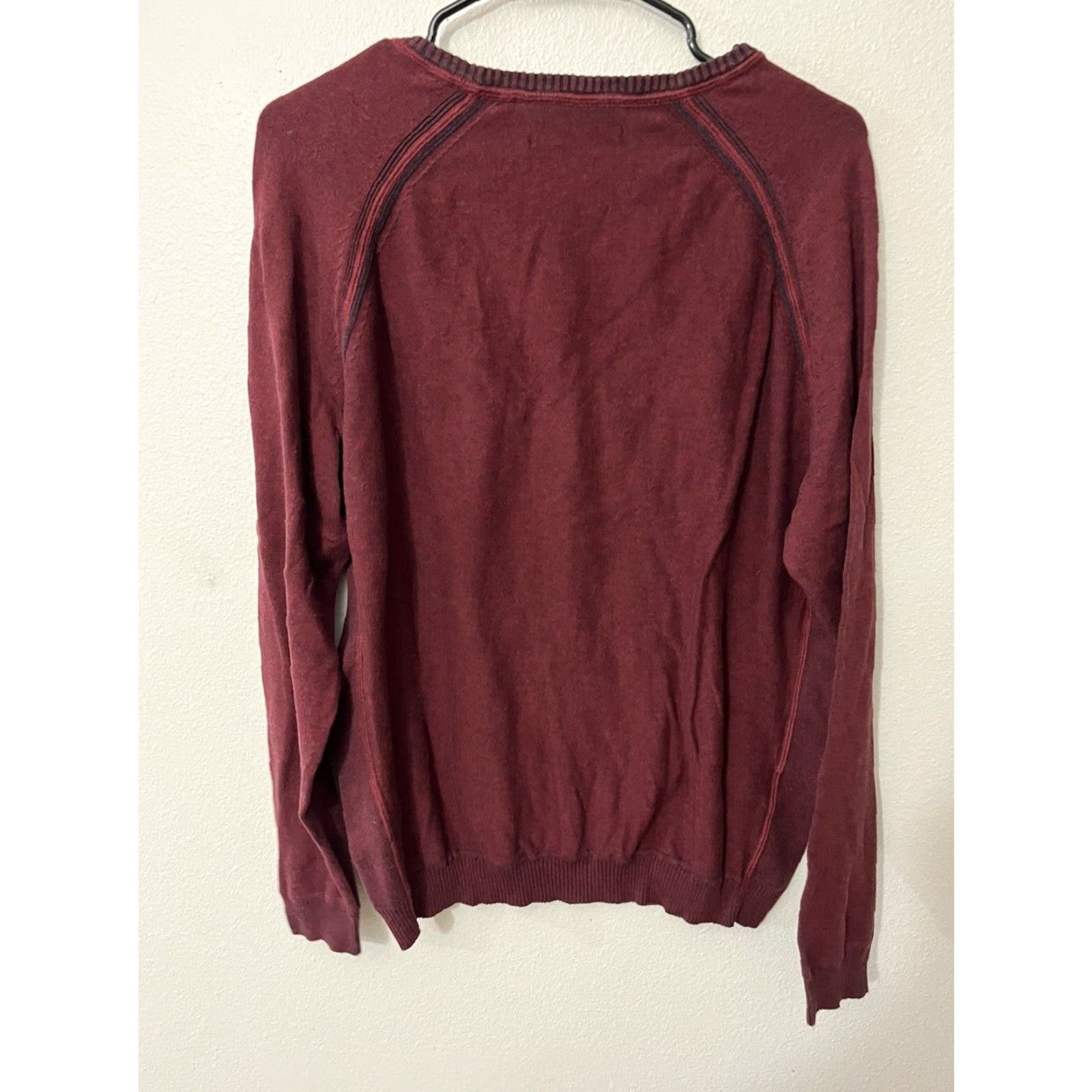Tommy Bahama VINTAGE Tommy Bahama Shirt Men L Burgundy Red 100% Cotton Crew Neck Pullover Embroidered Logo Classic Outdoor Preppy Mens Size US L / EU 52-54 / 3 - 2 Thumbnail