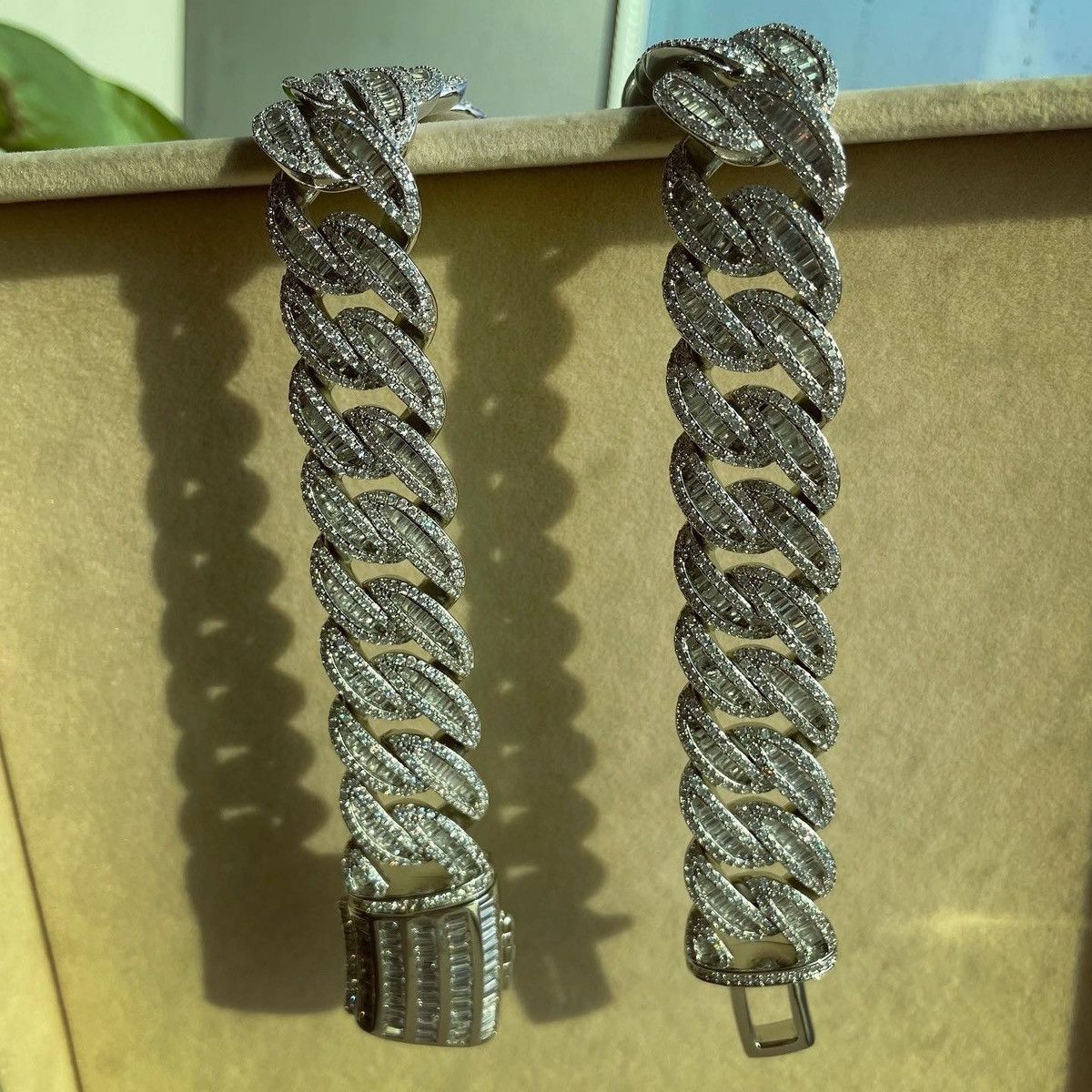 Other Thick Cuban Link Chain Ice Style Finish Size ONE SIZE - 3 Thumbnail