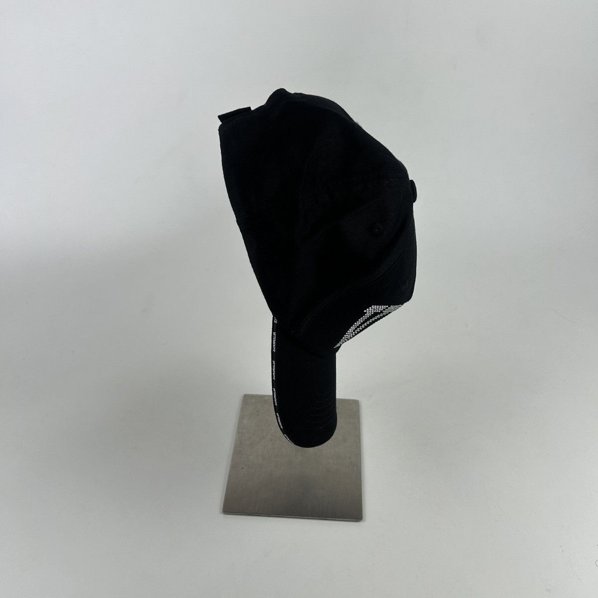 Vetements Vetements VIP Crystal Cap Size ONE SIZE - 5 Thumbnail