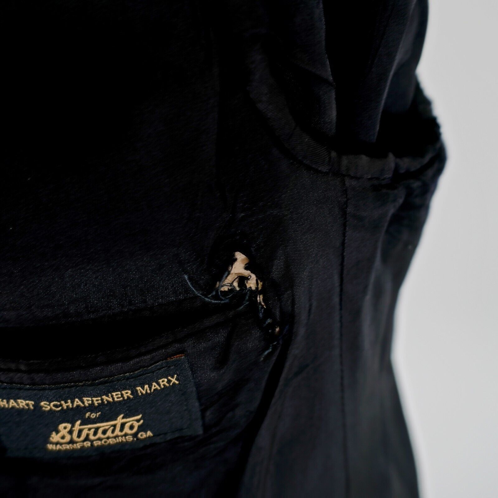 Hart Schaffner Marx DAMAGED Hart Schaffner Marx Black Wool 44R Blazer 2 Silver B Size 44R - 10 Thumbnail
