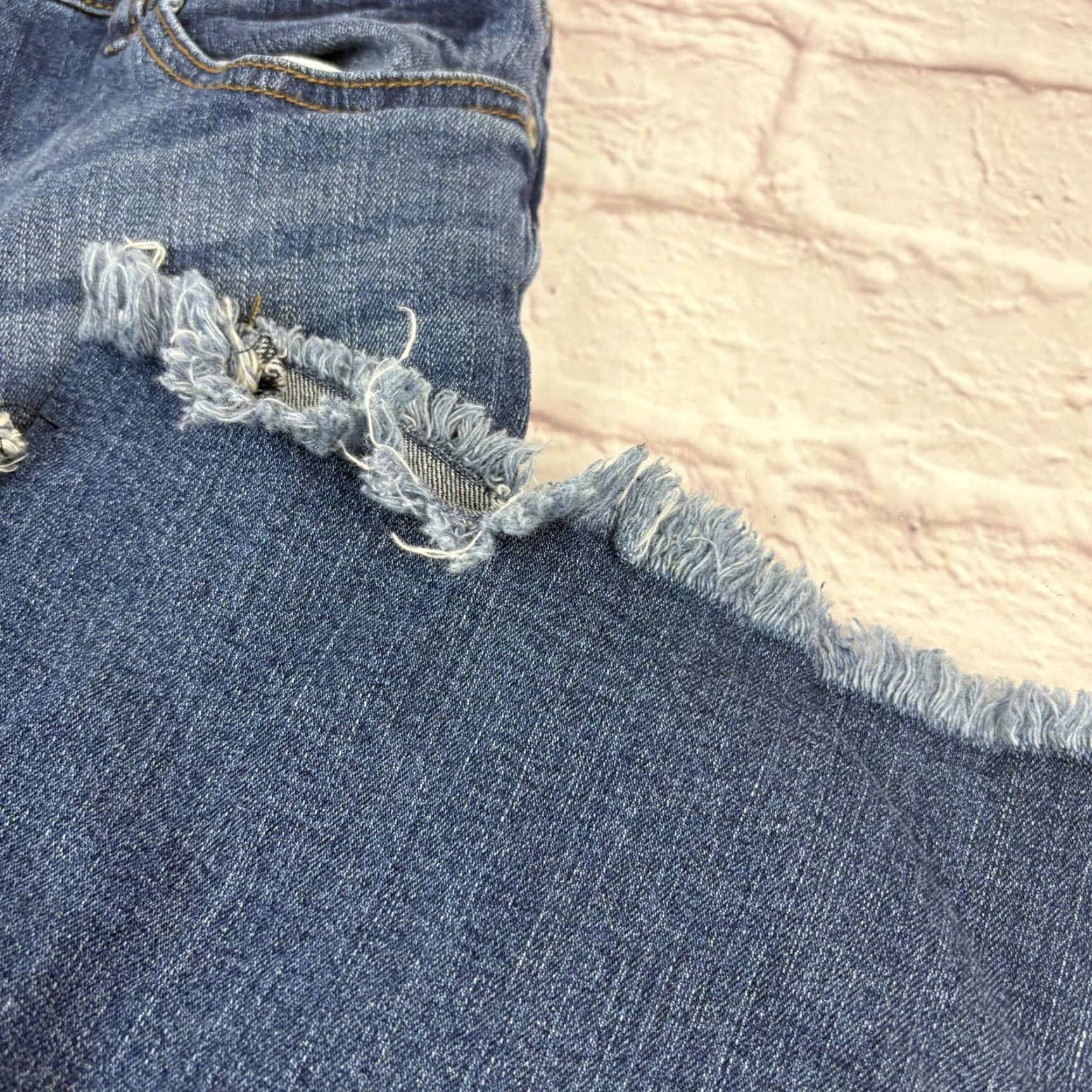 Almost Famous Almost Famous Jeans Womens 13 Medium Wash Blue Distressed Flare Raw Hem 30x30 Size 30" / US 8 / IT 44 - 7 Thumbnail