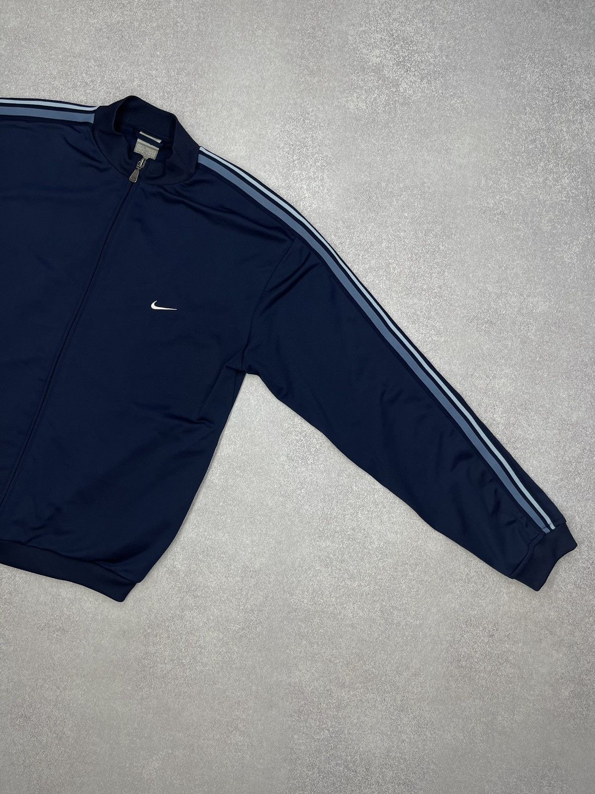 Nike Vintage Nike Track Jacket Navy Small Logo Y2K TN ACG Size US S / EU 44-46 / 1 - 5 Thumbnail