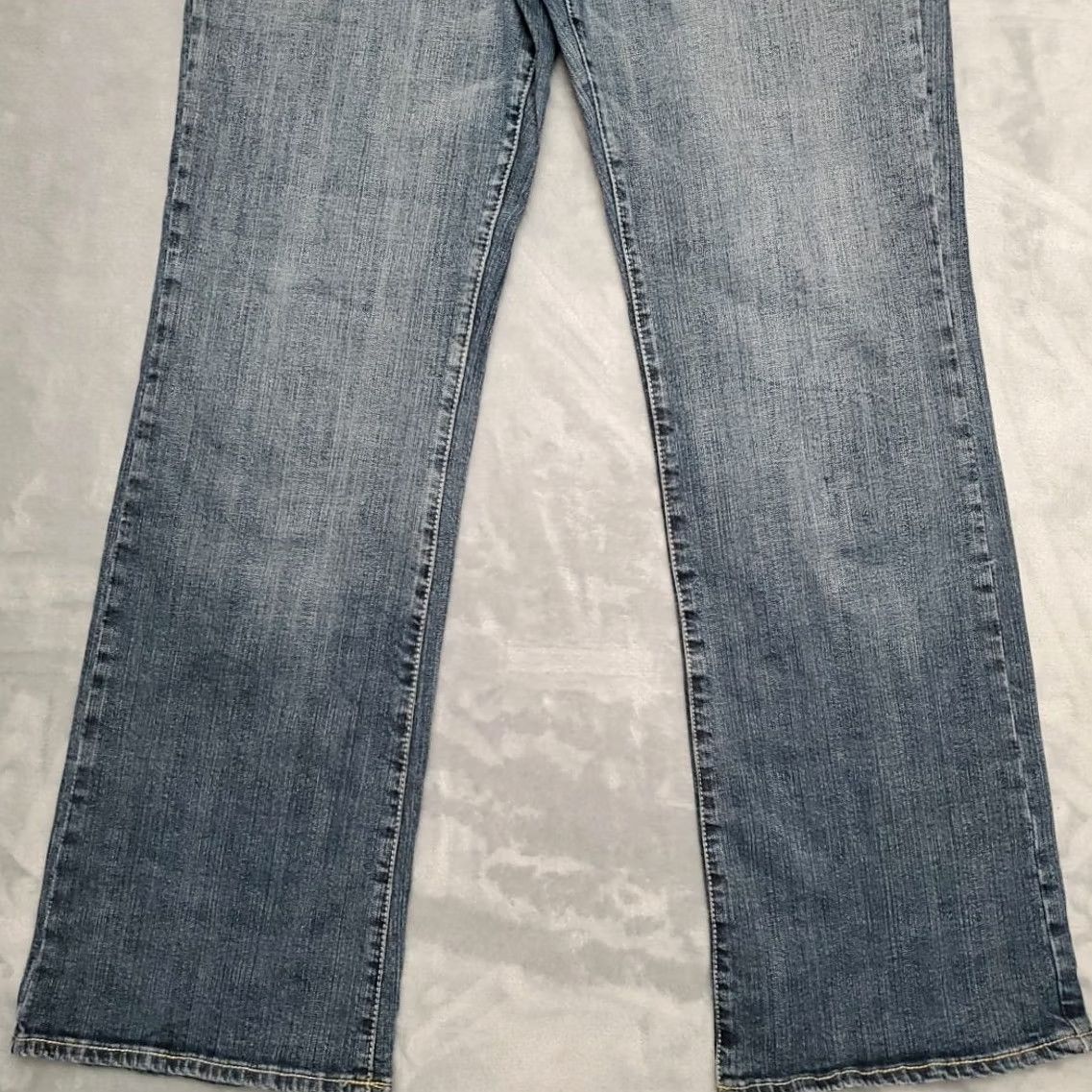 Vintage Common Genes Jeans Womens 12 Bootcut Denim Blue 34x32 Zip Pockets Belt Loops Spandex Cotton Medium Inseam 32 USA Mens Womens Boys Girls Size 34" / US 12 / IT 48 - 2 Thumbnail