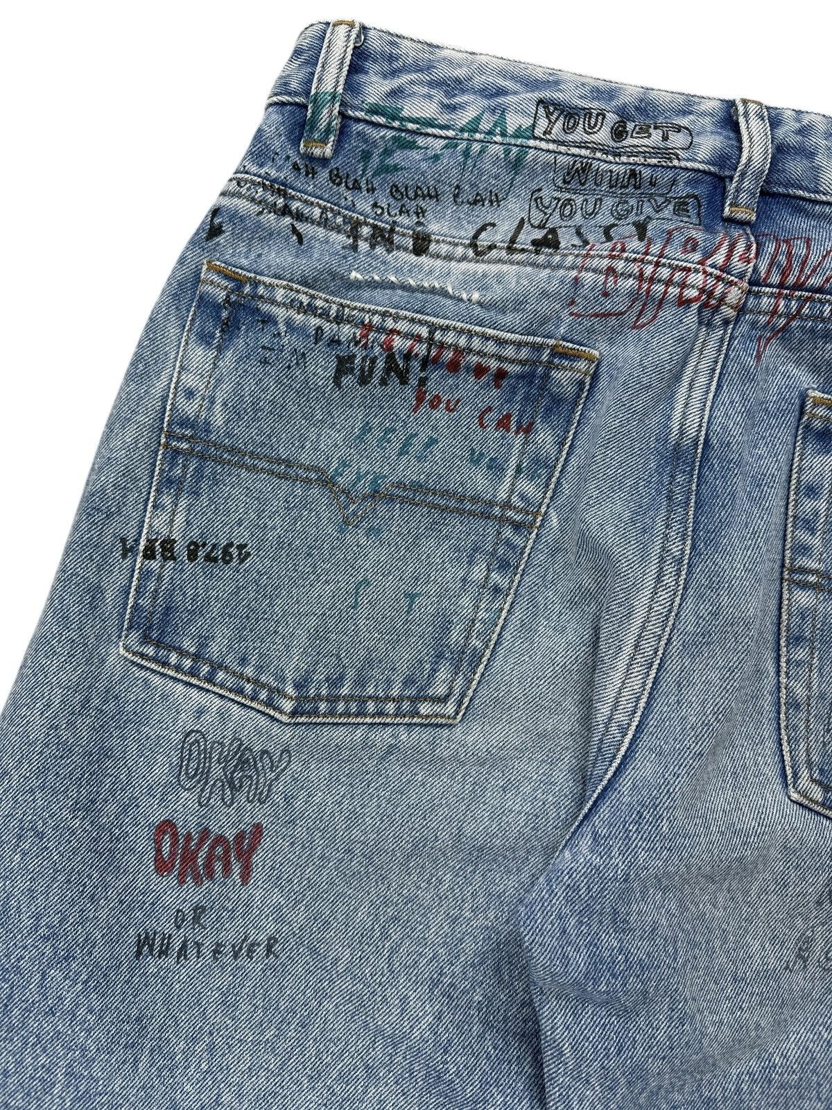 Diesel Diesel Neekhol Graffiti Print Women’s Jeans Blue Denim Pants Size 27" / US 4 / IT 40 - 18 Thumbnail