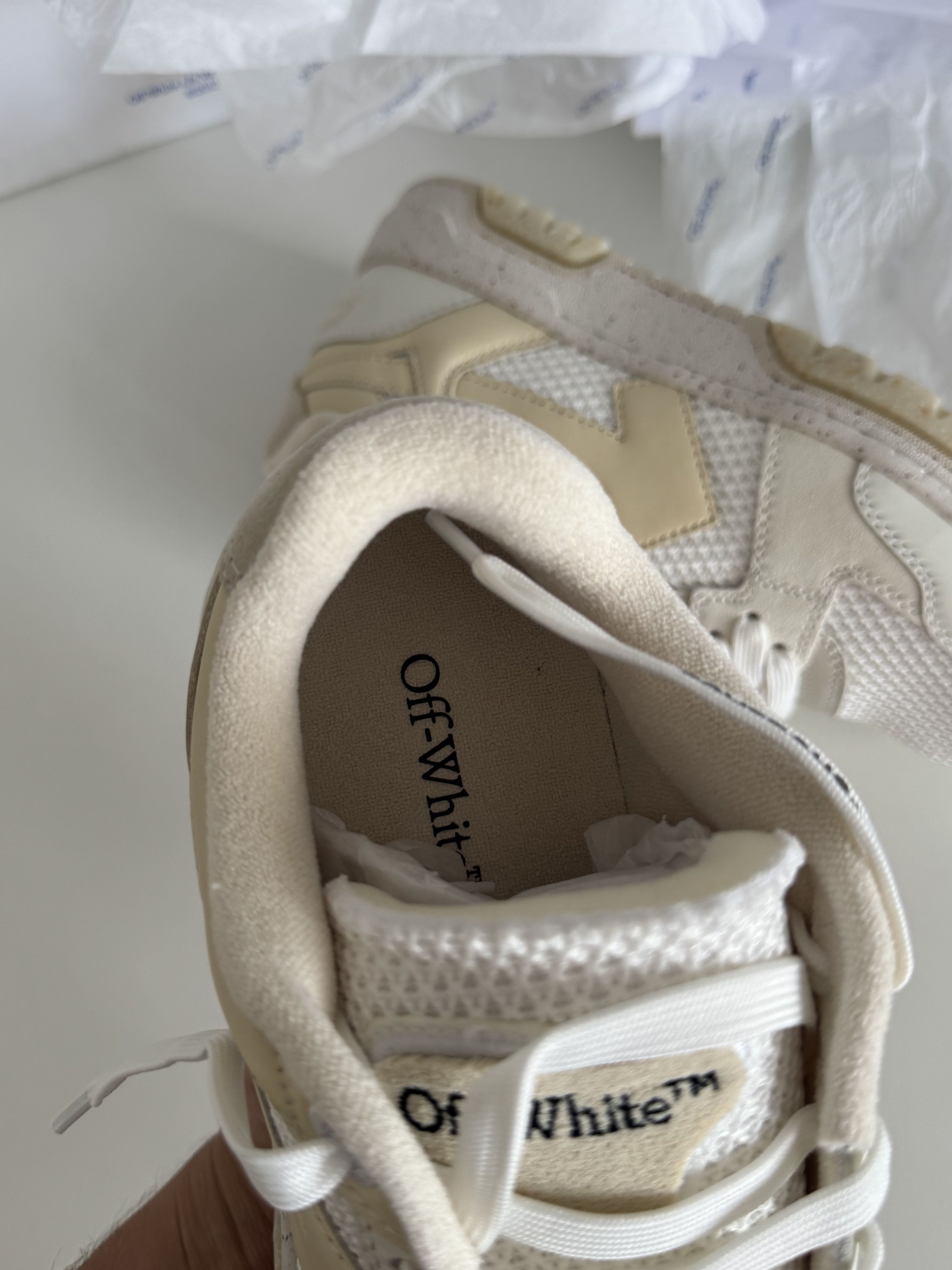 Off-White Off White Out Of Office sneakers Size US 8 / EU 41 - 9 Thumbnail