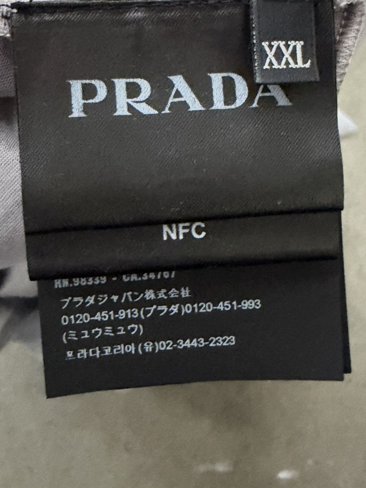 Prada ARCHIVAL!Prada Grey Printed Cotton Jersey T-Shirt Size US XXL / EU 58 / 5 - 7 Thumbnail