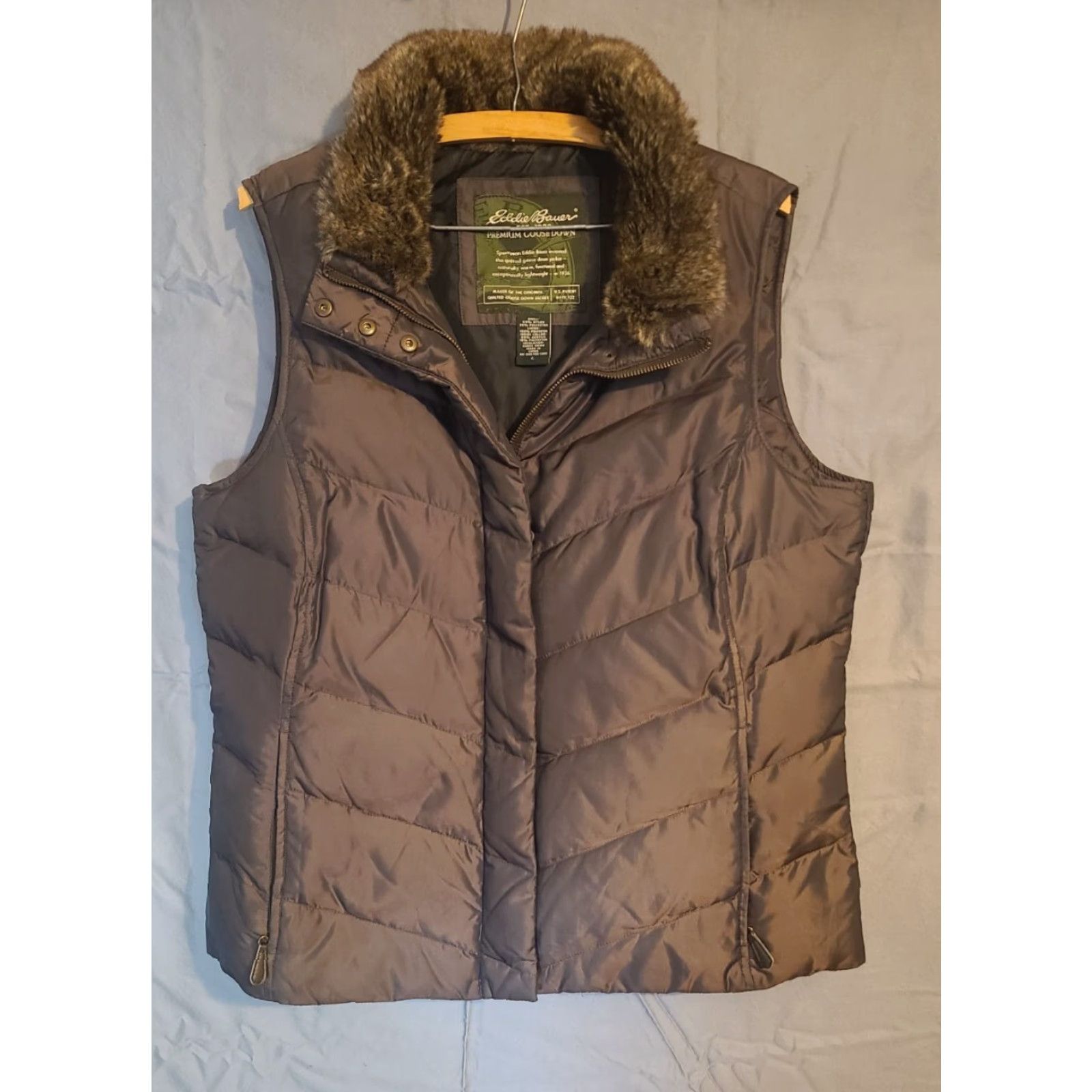 Eddie Bauer Eddie Bauer Womens XS Down Puffer Vest Brown Faux Fur Lined Collar See Photos Size L / US 10 / IT 46 - 2 Thumbnail