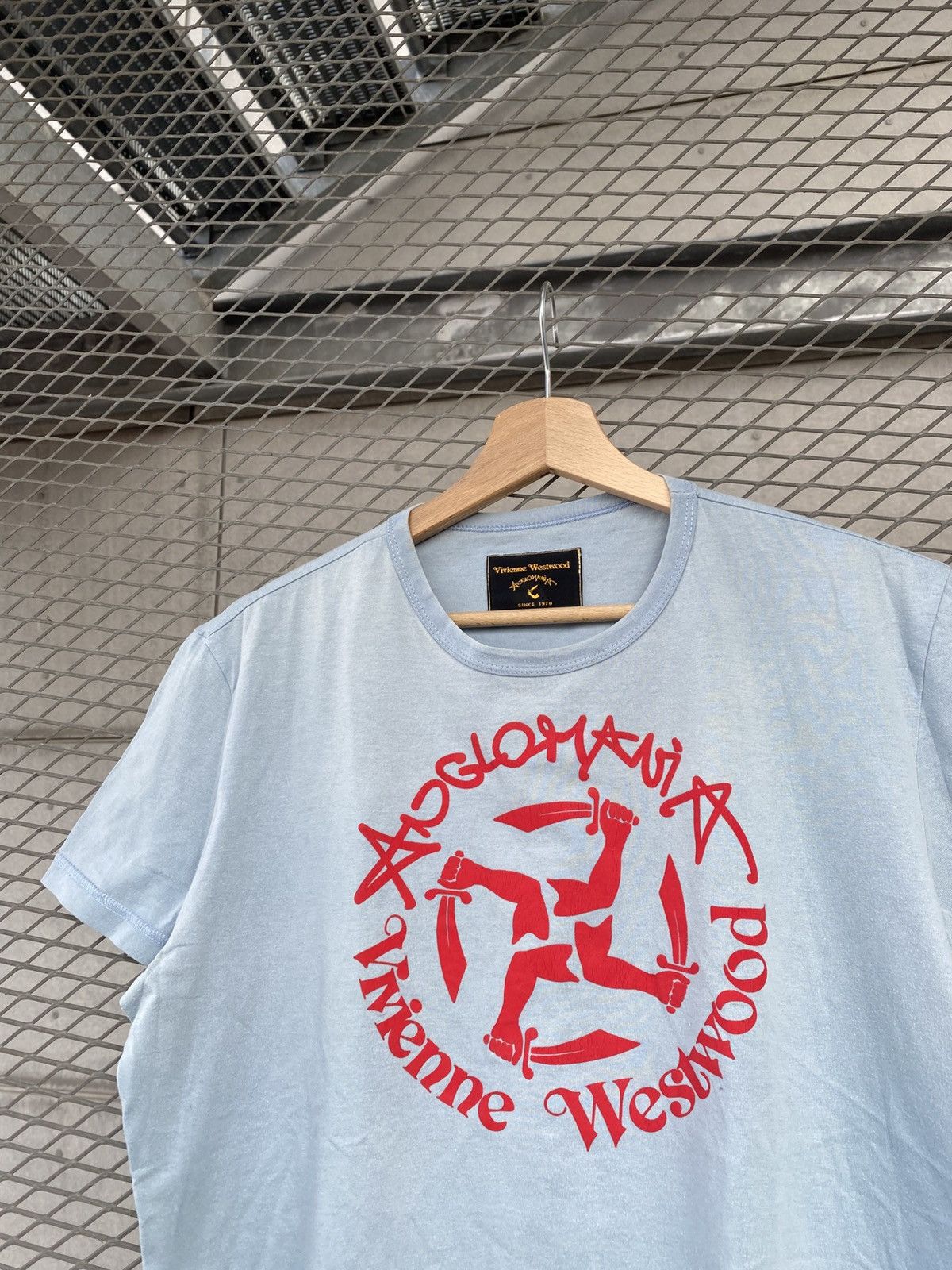 Vivienne Westwood Vivienne Westwood Logo T-Shirt Size US L / EU 52-54 / 3 - 3 Thumbnail