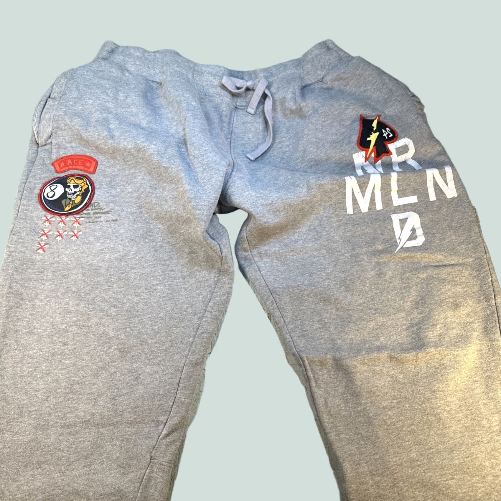 Vintage Dreamland Men’s Jogging Pants Patch Graphics 3XL Sweatpants Gray Activewear Mens Size US 39 - 1 Thumbnail