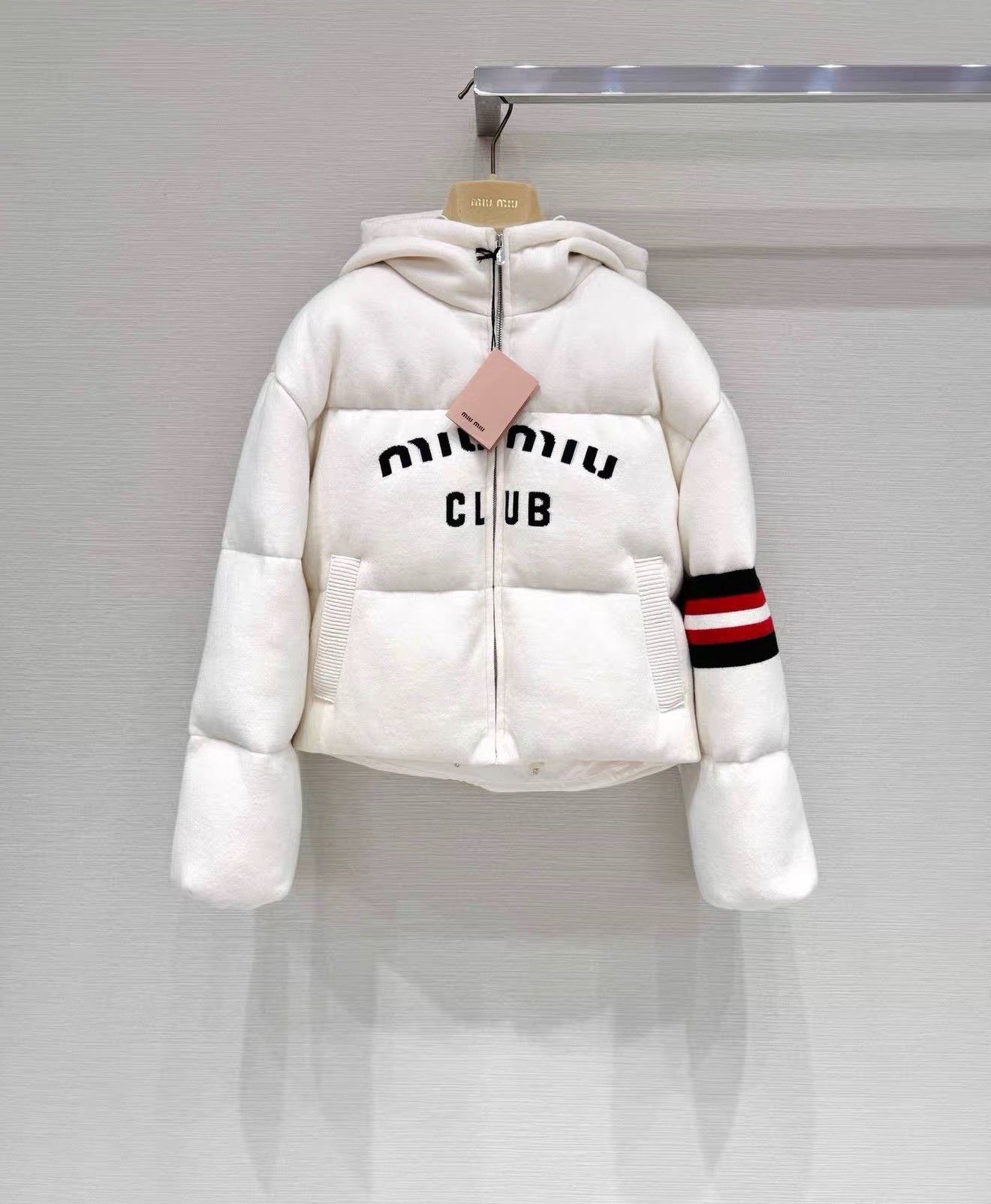 Miu Miu Miumiu Letter Colorblock Hooded Down Jacket Size S / US 4 / IT 40 - 1 Thumbnail