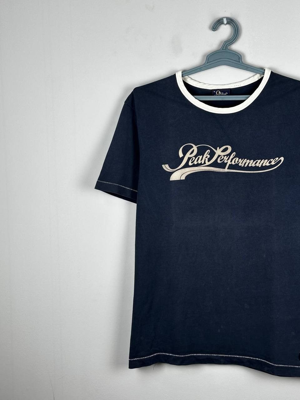 Peak Performance Peak Performance Gorpcore Running Barry T Shirt Size US XL / EU 56 / 4 - 2 Thumbnail