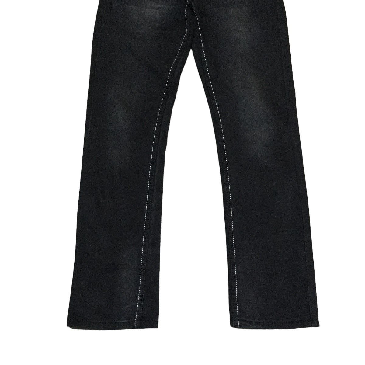 Dsquared2 Very Rare Design Vintage Brand Dsquared2 Waxed Jeans 2000s Size US 31 - 5 Thumbnail