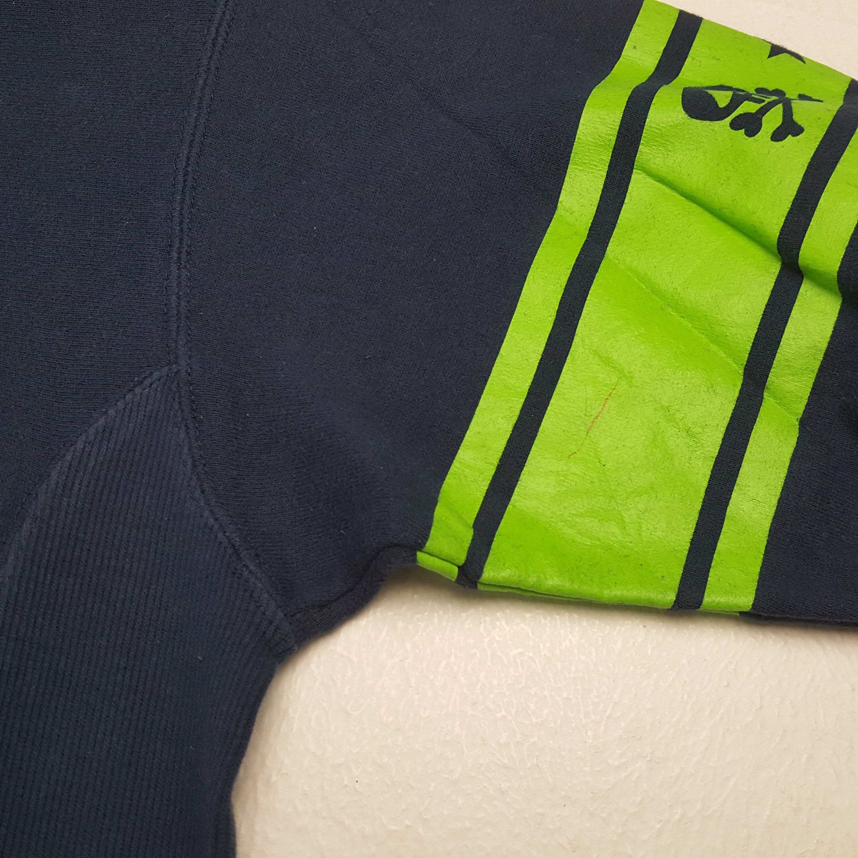 Champion × Vintage Vintage CHAMPION X BLUE CROSS Sportswear Sweatshirt Size US S / EU 44-46 / 1 - 9 Thumbnail