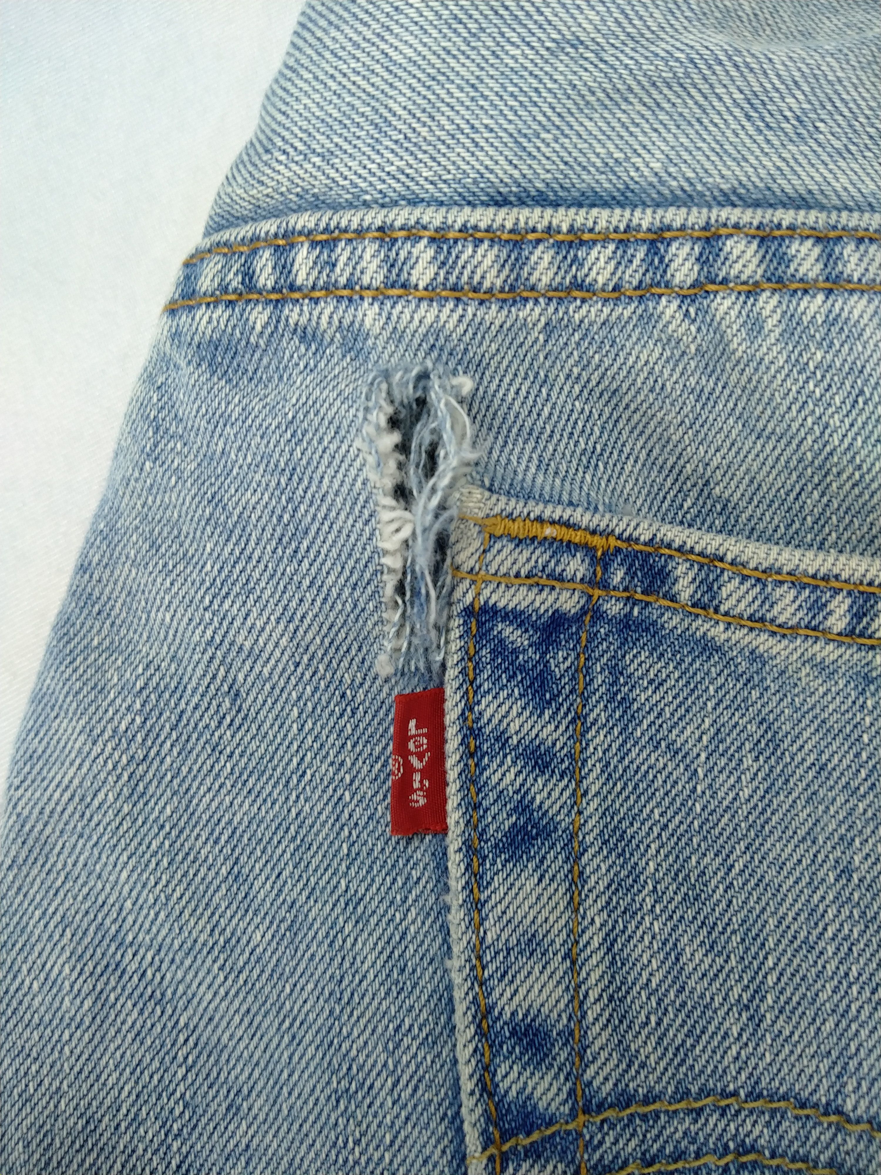Japanese Brand Light Blue Vintage Levi's 505 Regular Denim 40x30.5 JN637 Size US 40 / EU 56 - 10 Thumbnail