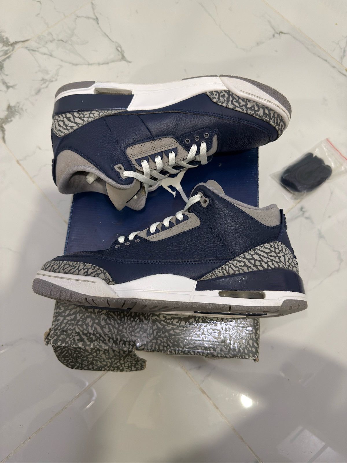 Jordan Brand Jordan 3 Georgetown Size US 10.5 / EU 43-44 - 3 Thumbnail