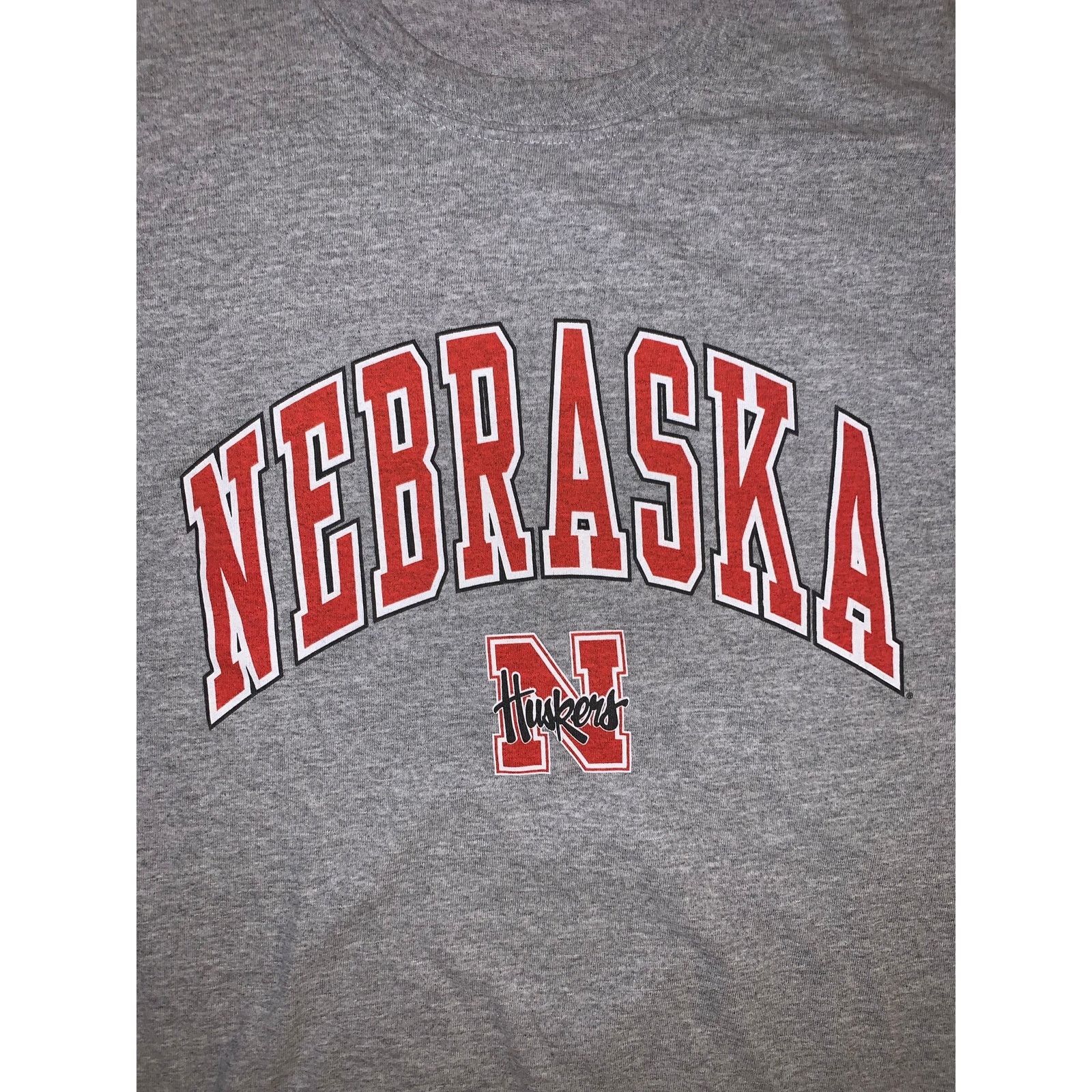 Vintage Vintage Nebraska Huskers T Shirt Medium Grey Red Oak NCAA Size US L / EU 52-54 / 3 - 4 Thumbnail